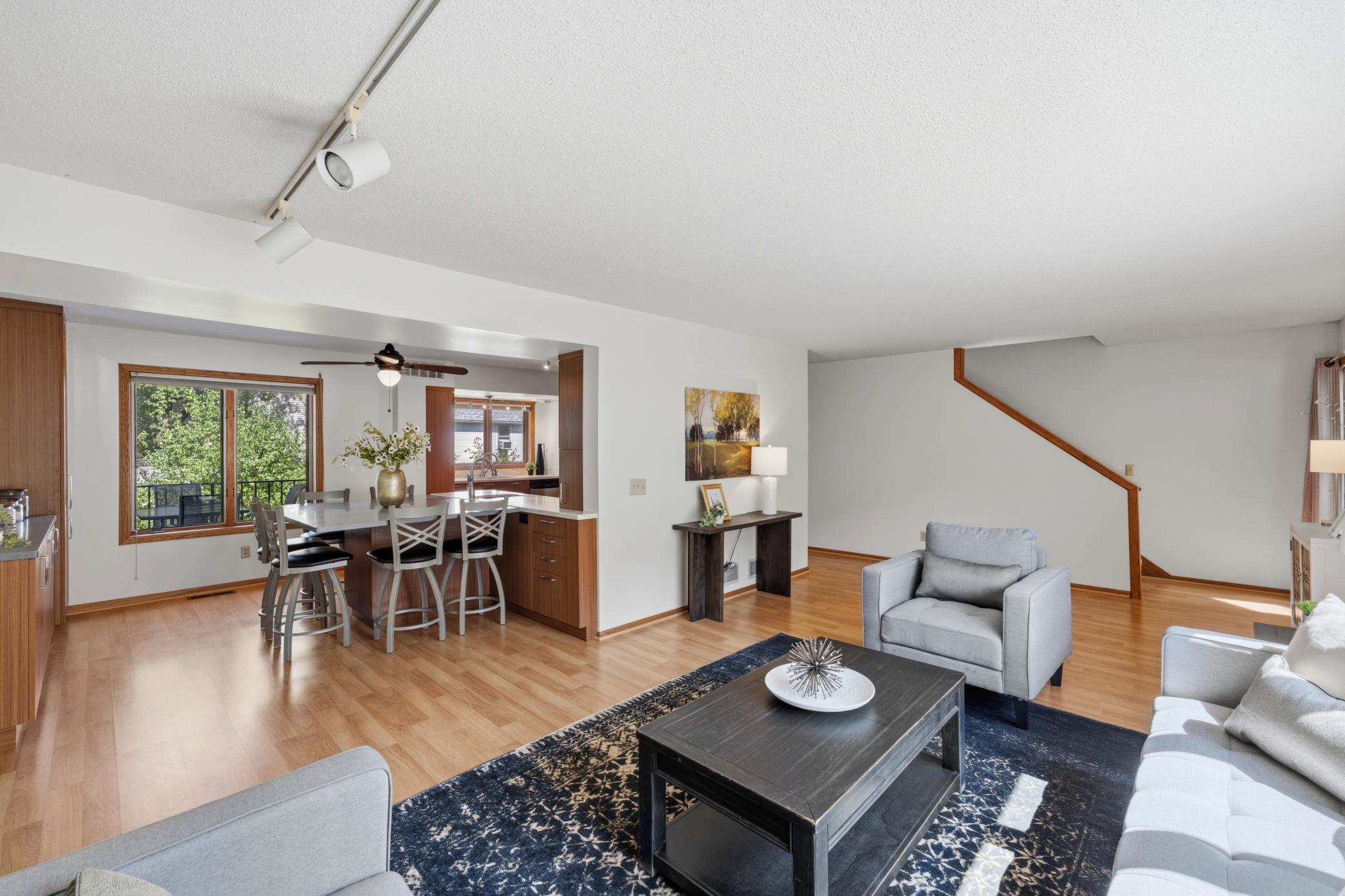 View of Residential at 933 Dartmouth Place, Minneapolis MN 55414, Minneapolis (3 of 32) - Mike Wilen | Minnesota Team Real Estate