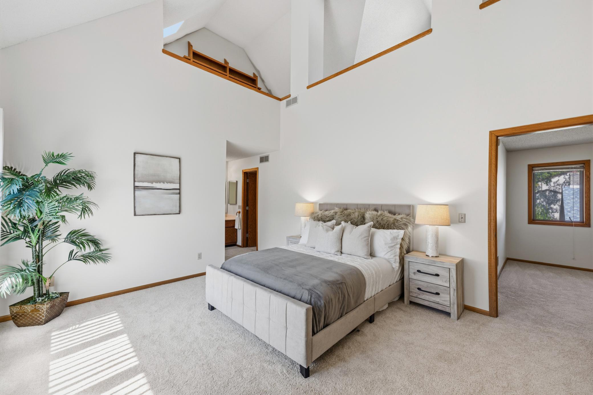 View of Residential at 933 Dartmouth Place, Minneapolis MN 55414, Minneapolis (12 of 32) - Mike Wilen | Minnesota Team Real Estate