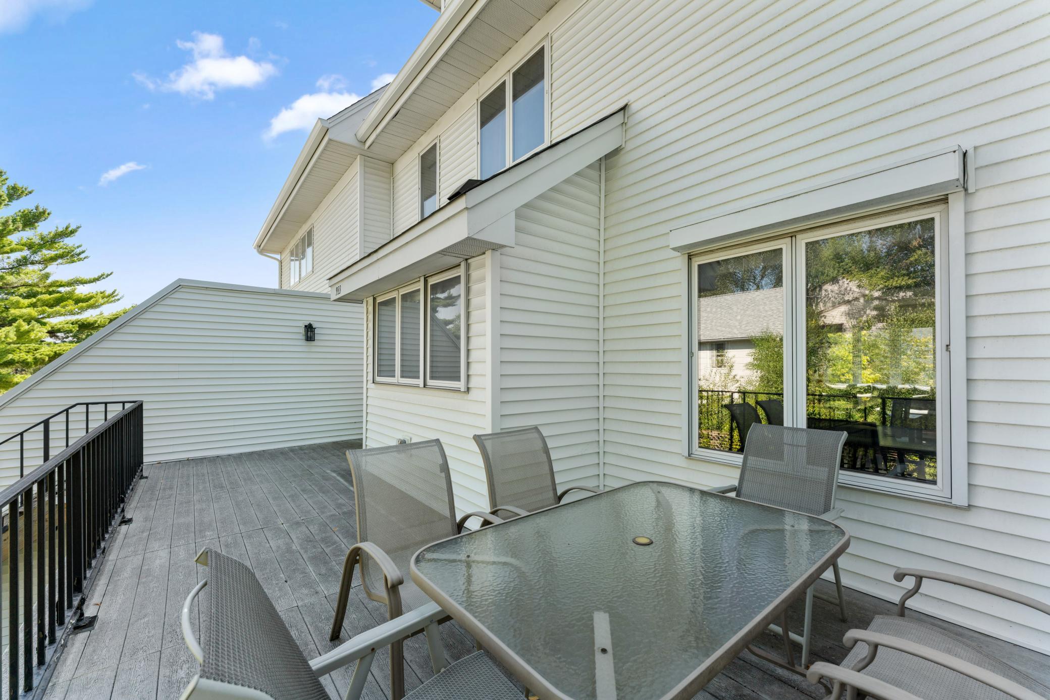 View of Residential at 933 Dartmouth Place, Minneapolis MN 55414, Minneapolis (10 of 32) - Mike Wilen | Minnesota Team Real Estate