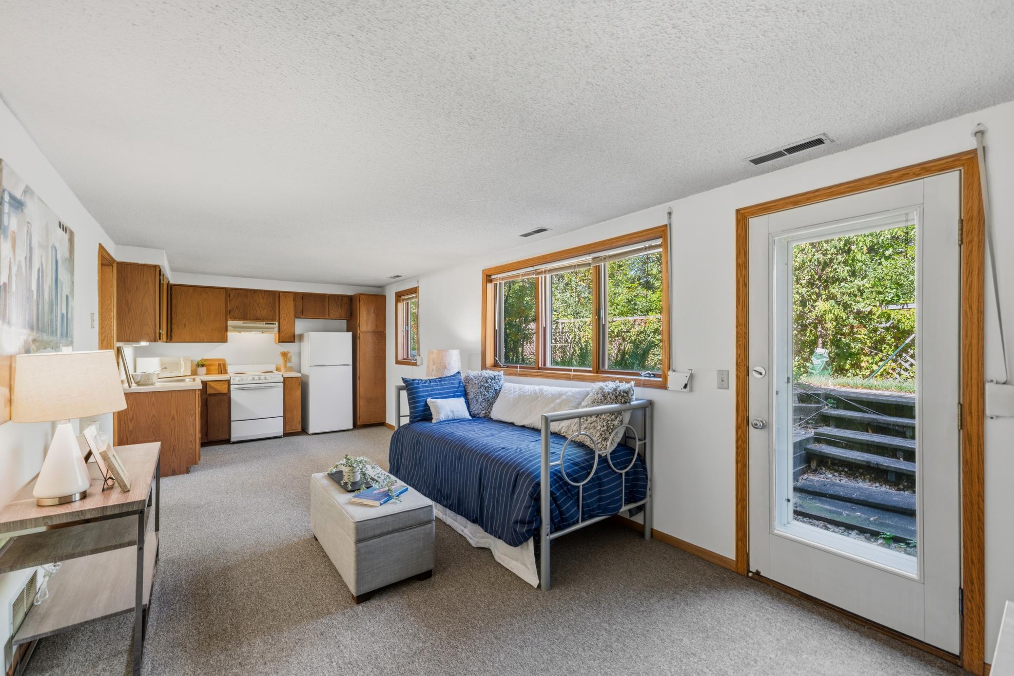 View of Residential at 933 Dartmouth Place, Minneapolis MN 55414, Minneapolis (24 of 32) - Mike Wilen | Minnesota Team Real Estate