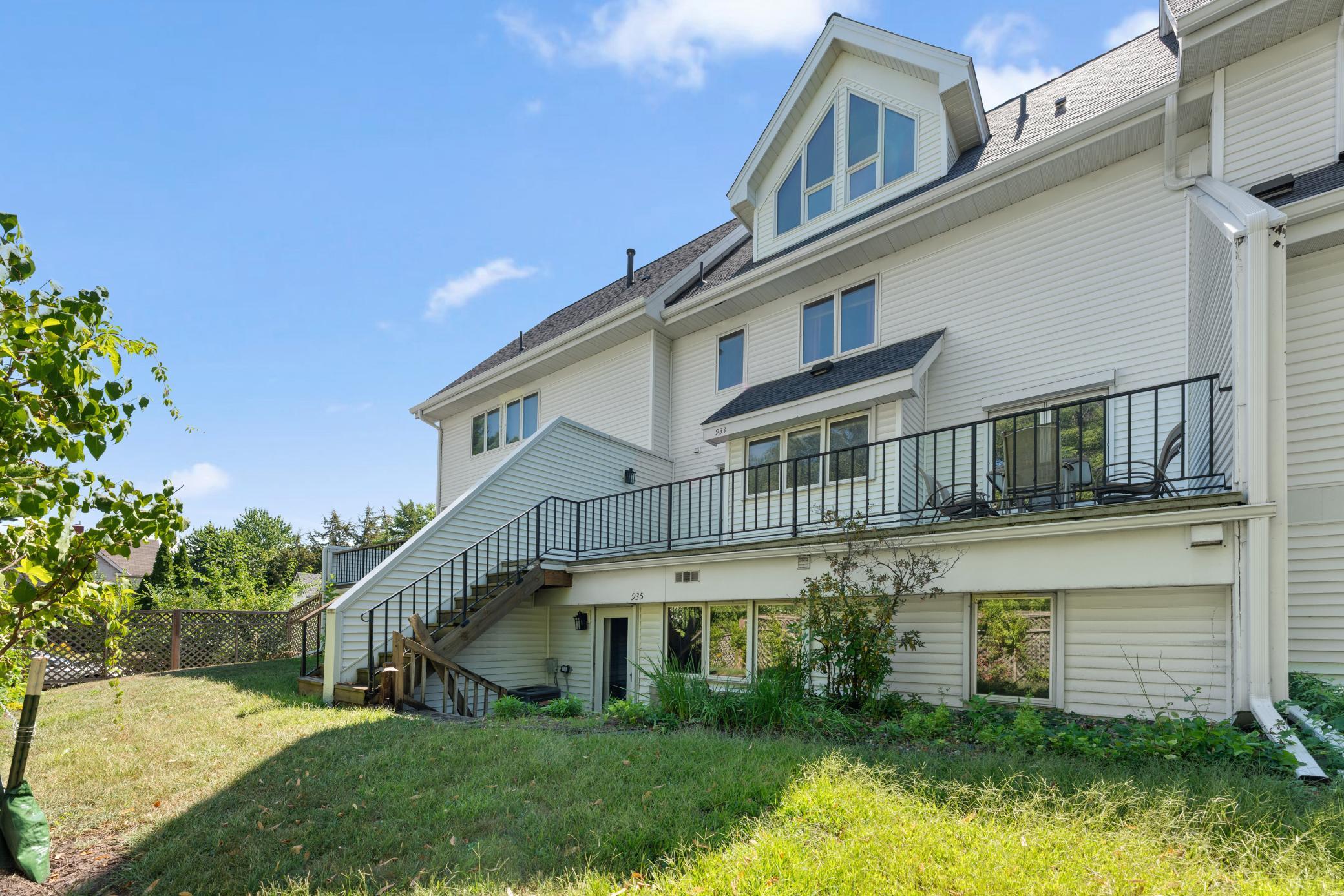 View of Residential at 933 Dartmouth Place, Minneapolis MN 55414, Minneapolis (31 of 32) - Mike Wilen | Minnesota Team Real Estate