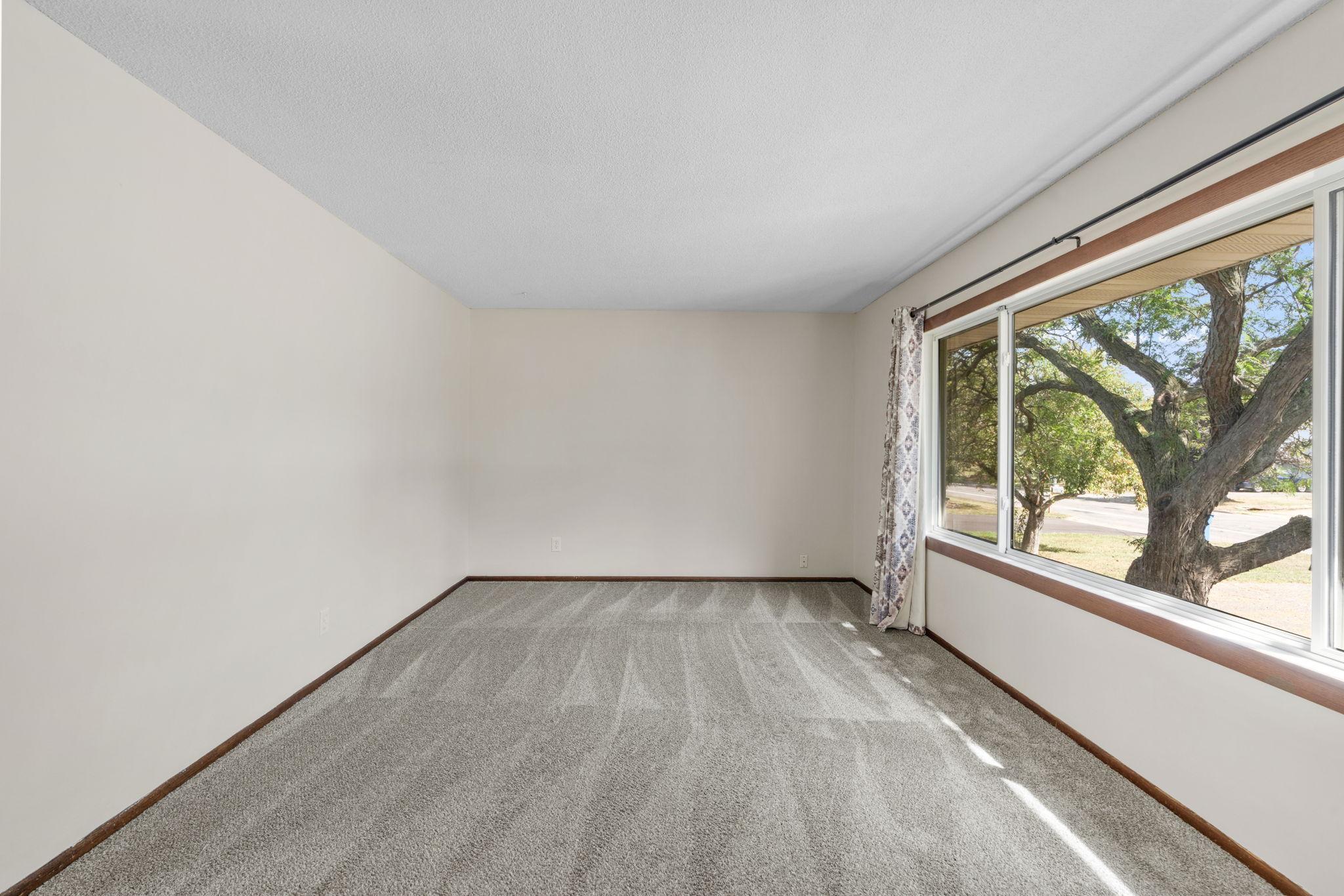 View of Residential at 11833 Kentucky Avenue, Champlin MN 55316, Champlin (6 of 23) - Mike Wilen | Minnesota Team Real Estate