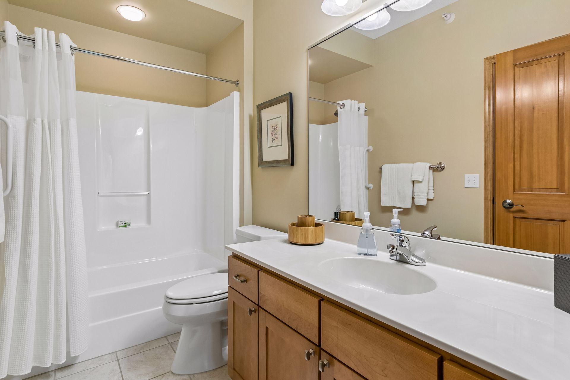 View of Residential at 5225 Grandview Square #308, Edina MN 55436, Edina (42 of 66) - Mike Wilen | Minnesota Team Real Estate