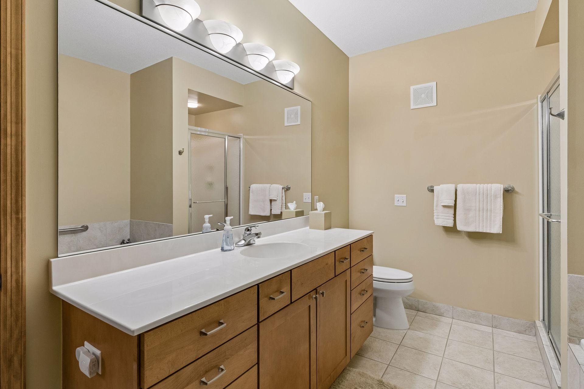 View of Residential at 5225 Grandview Square #308, Edina MN 55436, Edina (34 of 66) - Mike Wilen | Minnesota Team Real Estate