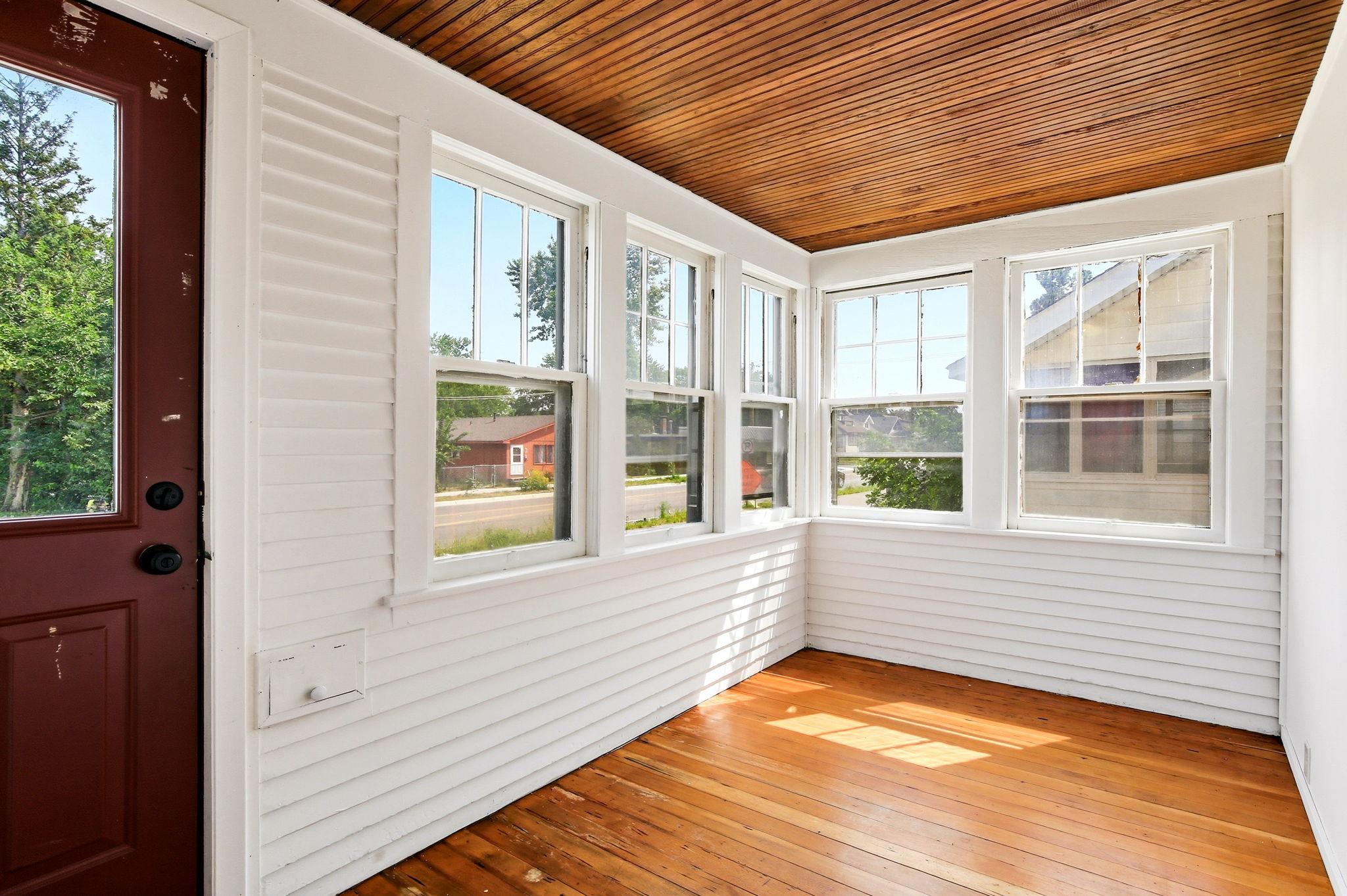 View of Residential at 1283 Rice Street, Saint Paul MN 55117, Saint Paul (4 of 36) - Mike Wilen | Minnesota Team Real Estate