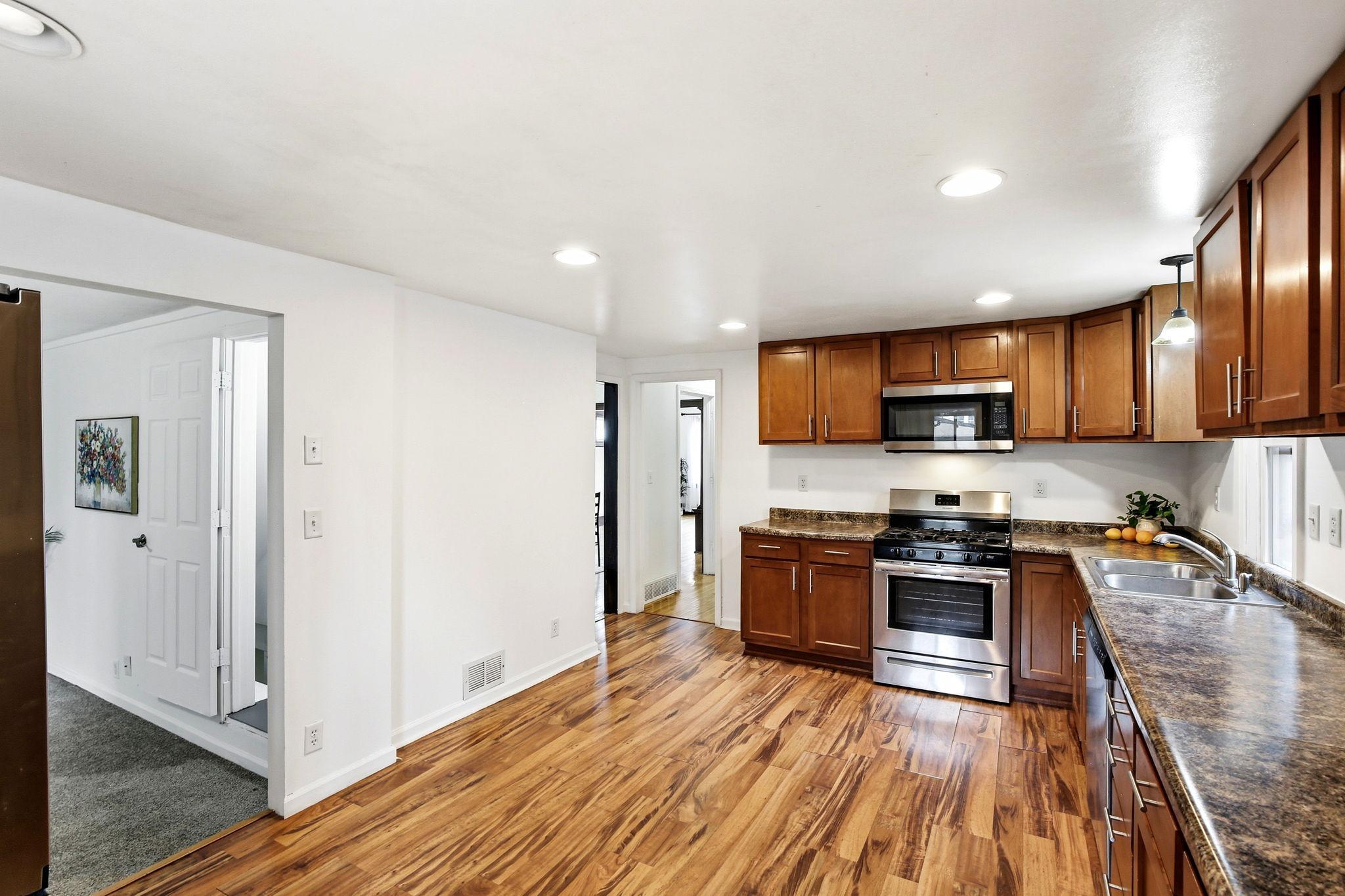 View of Residential at 1283 Rice Street, Saint Paul MN 55117, Saint Paul (19 of 36) - Mike Wilen | Minnesota Team Real Estate