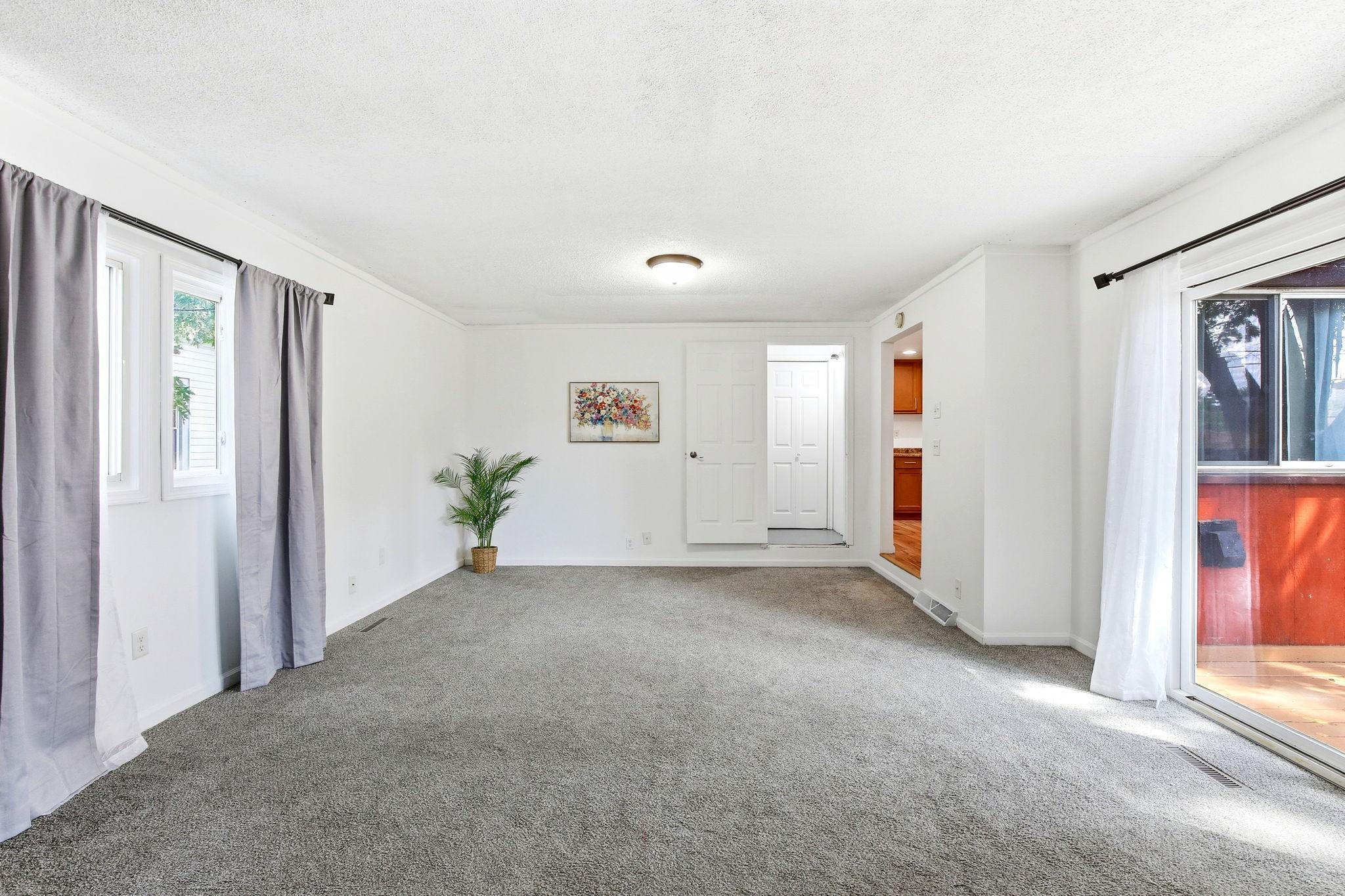 View of Residential at 1283 Rice Street, Saint Paul MN 55117, Saint Paul (31 of 36) - Mike Wilen | Minnesota Team Real Estate