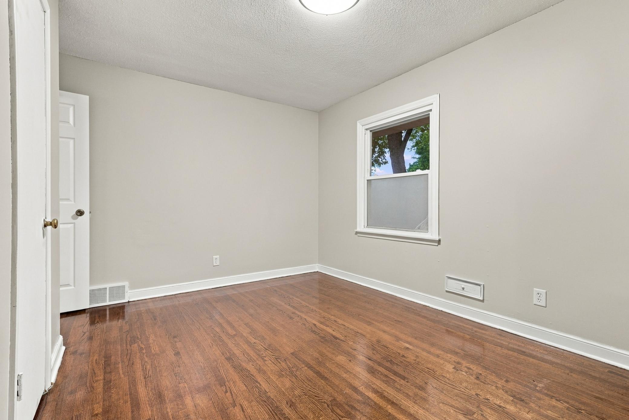 View of Residential at 5130 Queen Avenue, Minneapolis MN 55430, Minneapolis (34 of 69) - Mike Wilen | Minnesota Team Real Estate