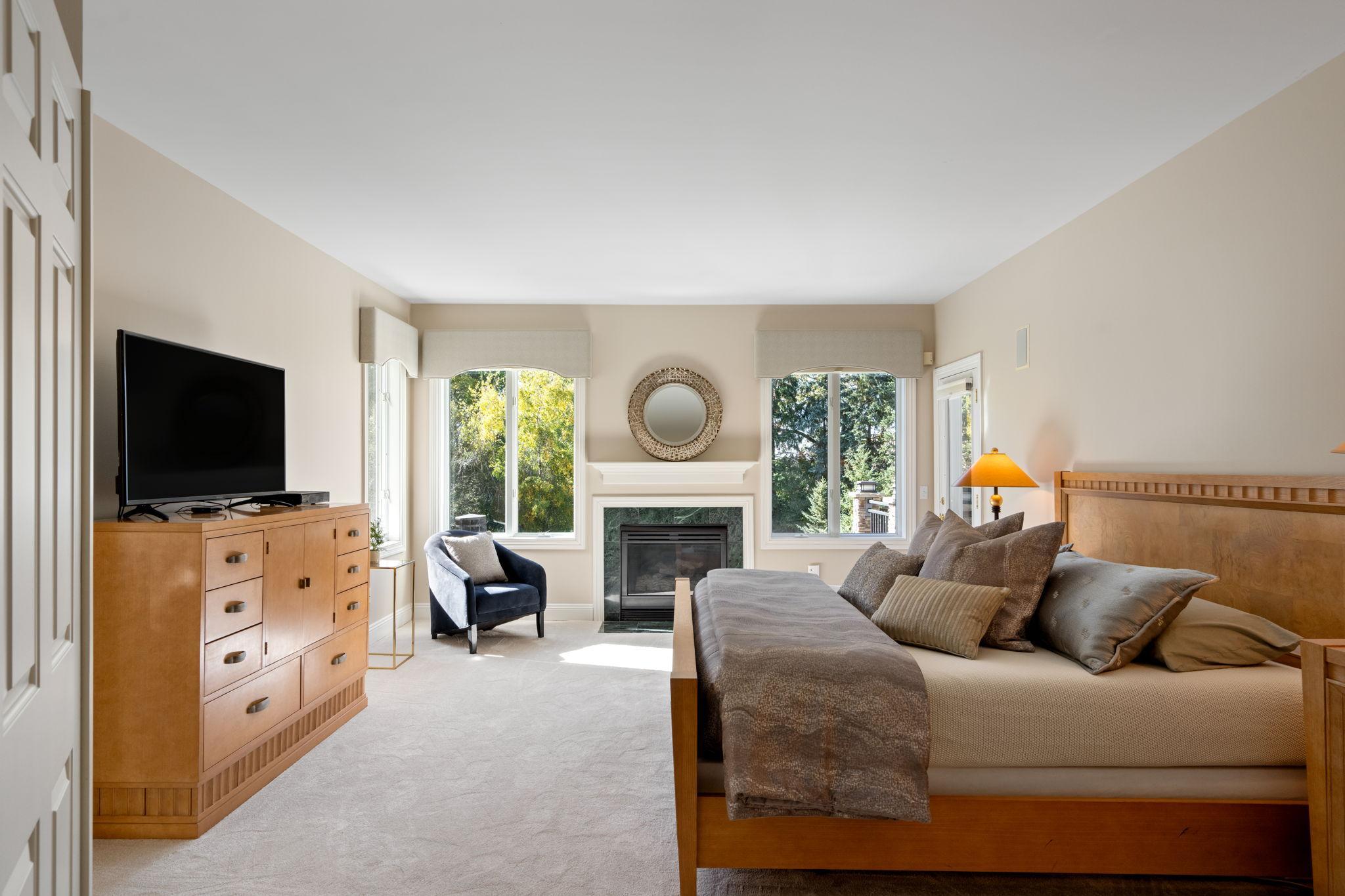 View of Residential at 12100 Grandview Terrace, Apple Valley MN 55124, Apple Valley (20 of 56) - Mike Wilen | Minnesota Team Real Estate