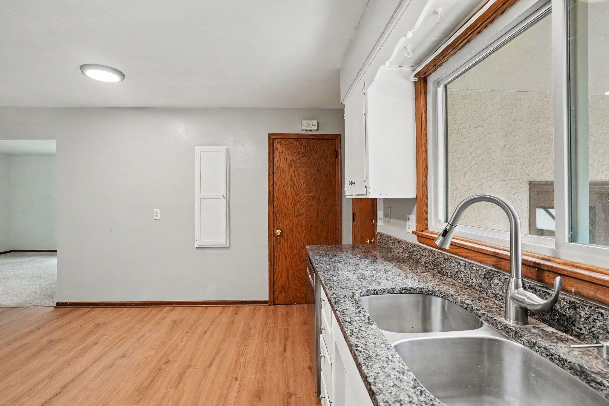 View of Residential at 1527 Winchell Street, Saint Paul MN 55106, Saint Paul (7 of 26) - Mike Wilen | Minnesota Team Real Estate