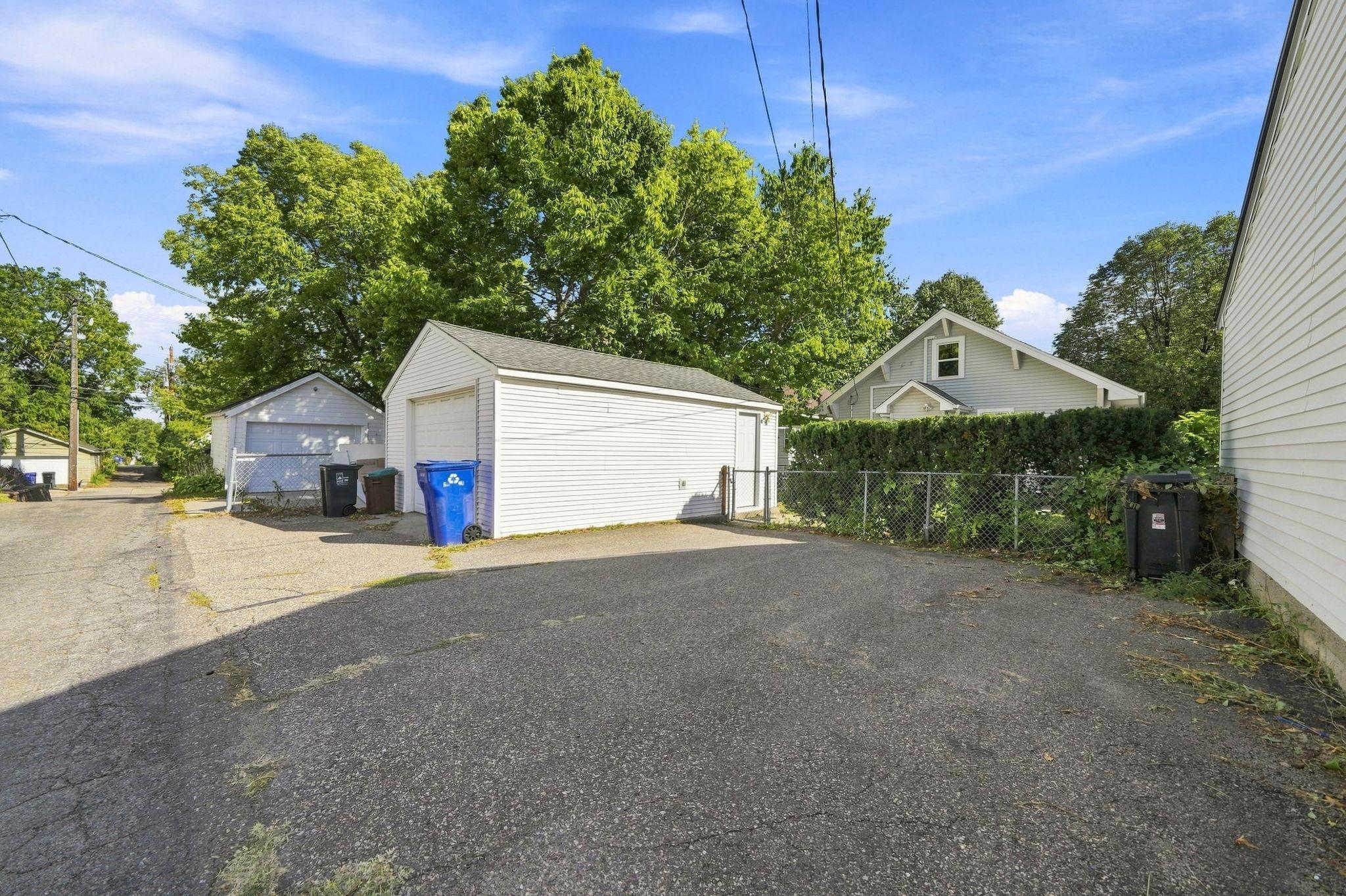 View of Residential at 1291 Sherburne Avenue, Saint Paul MN 55104, Saint Paul (43 of 44) - Mike Wilen | Minnesota Team Real Estate