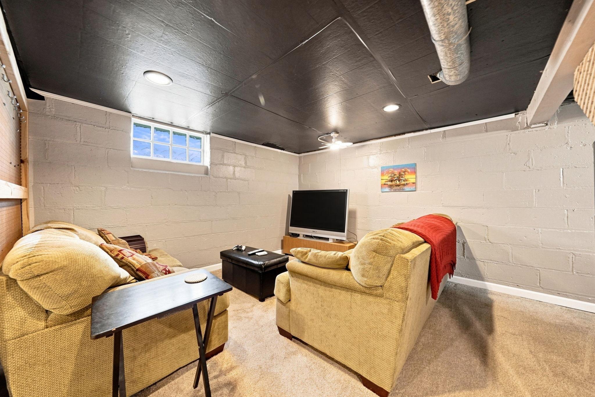 View of Residential at 1291 Sherburne Avenue, Saint Paul MN 55104, Saint Paul (27 of 44) - Mike Wilen | Minnesota Team Real Estate