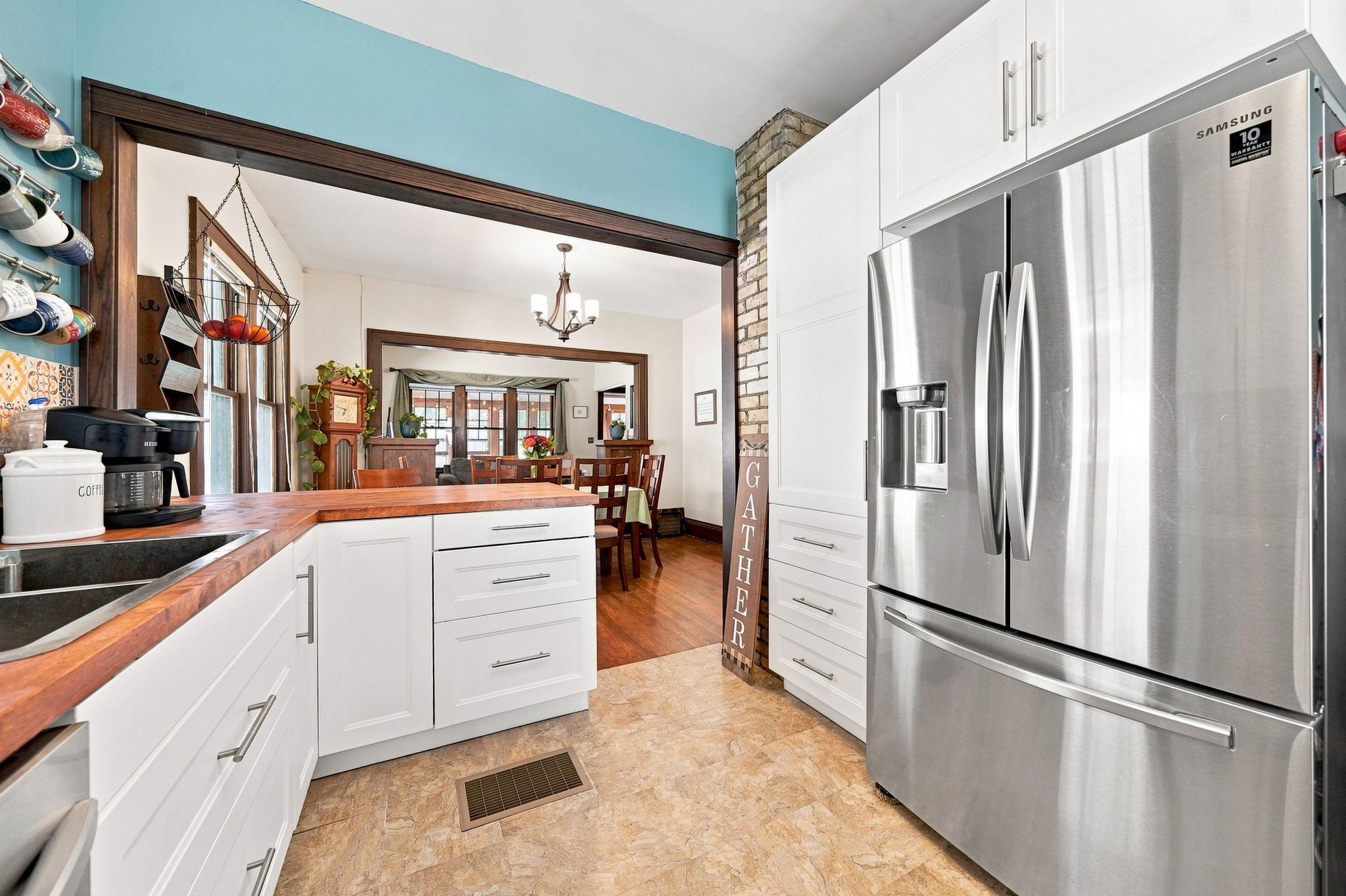 View of Residential at 1291 Sherburne Avenue, Saint Paul MN 55104, Saint Paul (15 of 44) - Mike Wilen | Minnesota Team Real Estate