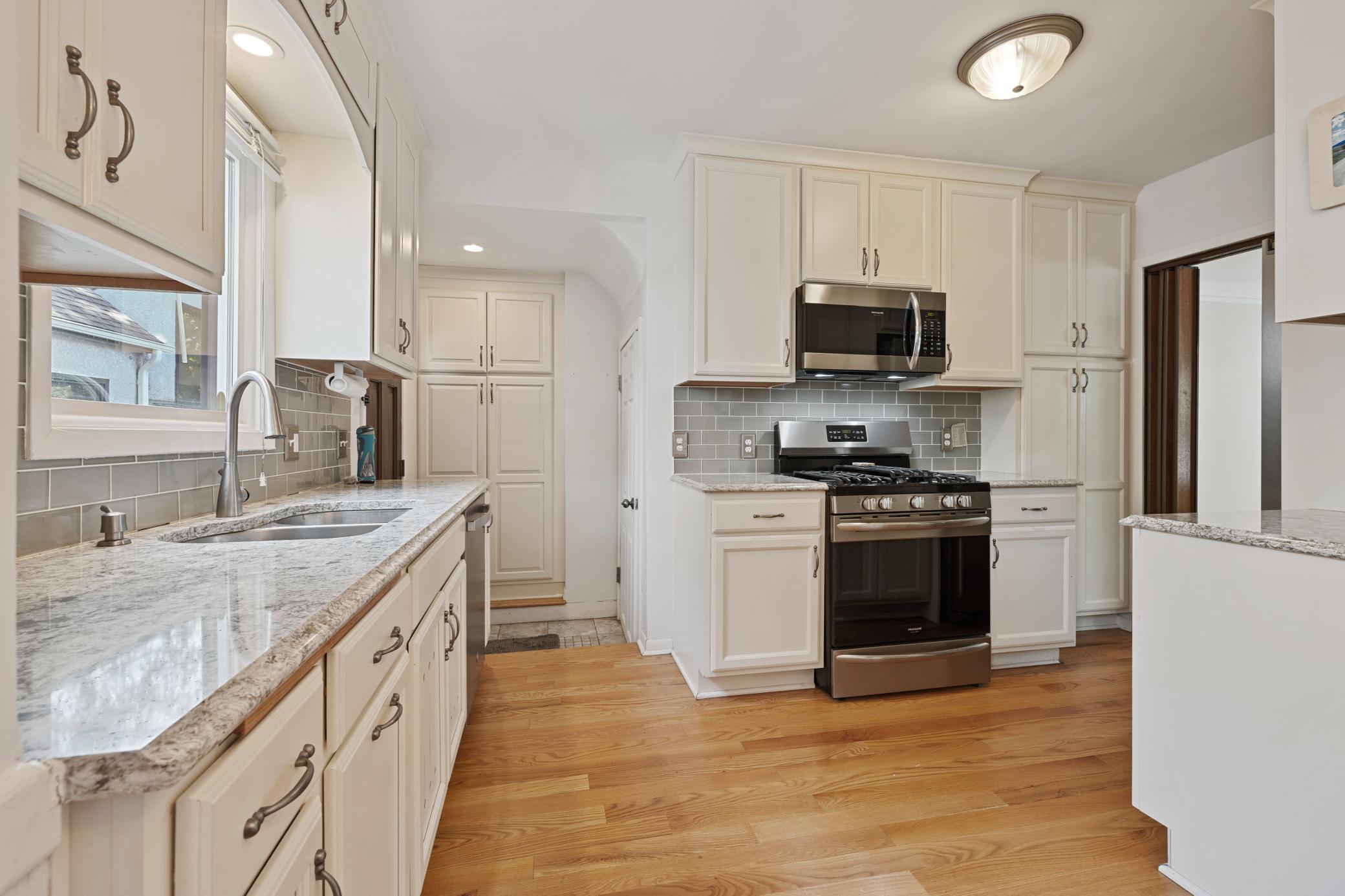 View of Residential at 5215 Knox Avenue, Minneapolis MN 55419, Minneapolis (21 of 32) - Mike Wilen | Minnesota Team Real Estate