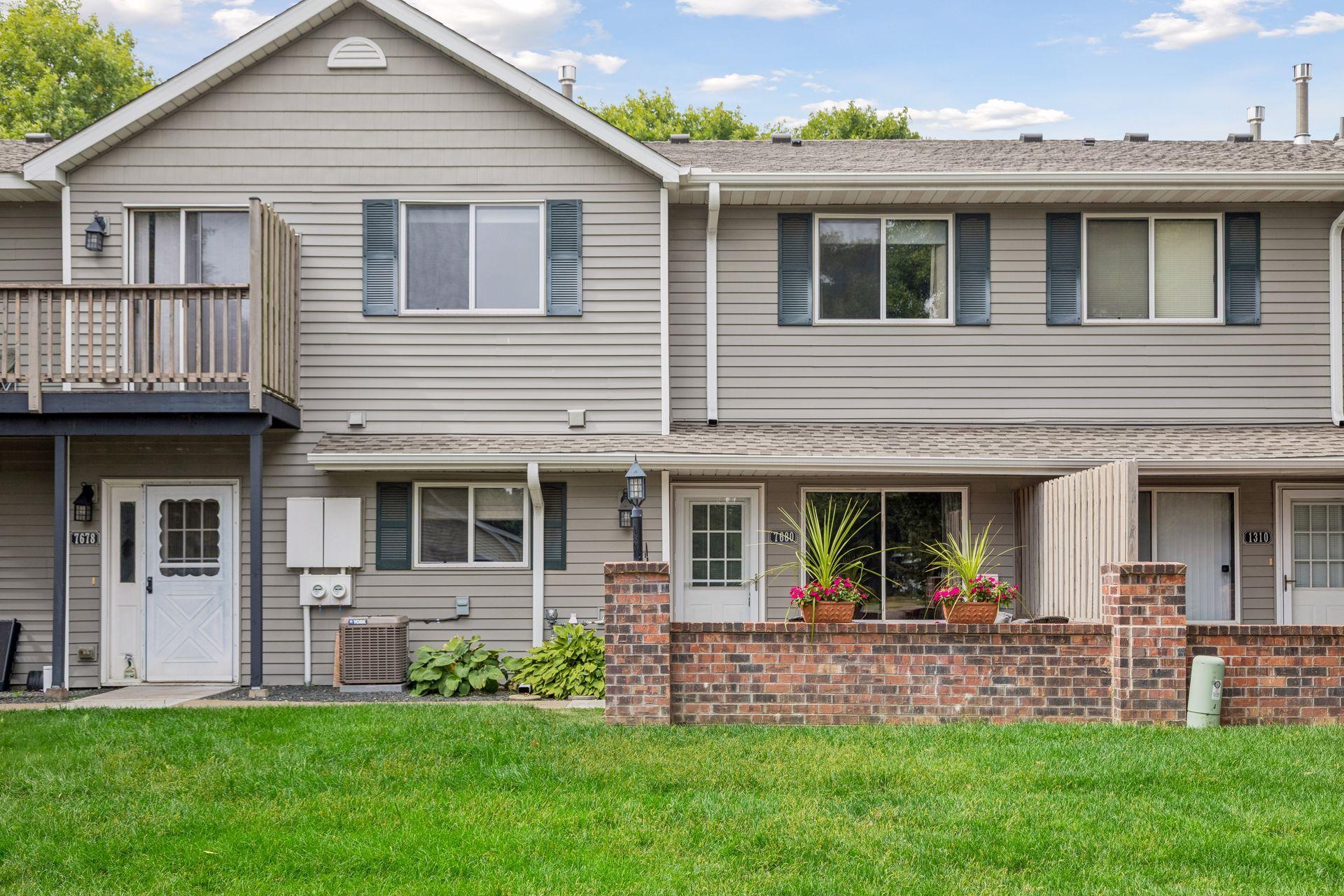 View of Residential at 7680 13th Street, Oakdale MN 55128, Oakdale (26 of 33) - Mike Wilen | Minnesota Team Real Estate