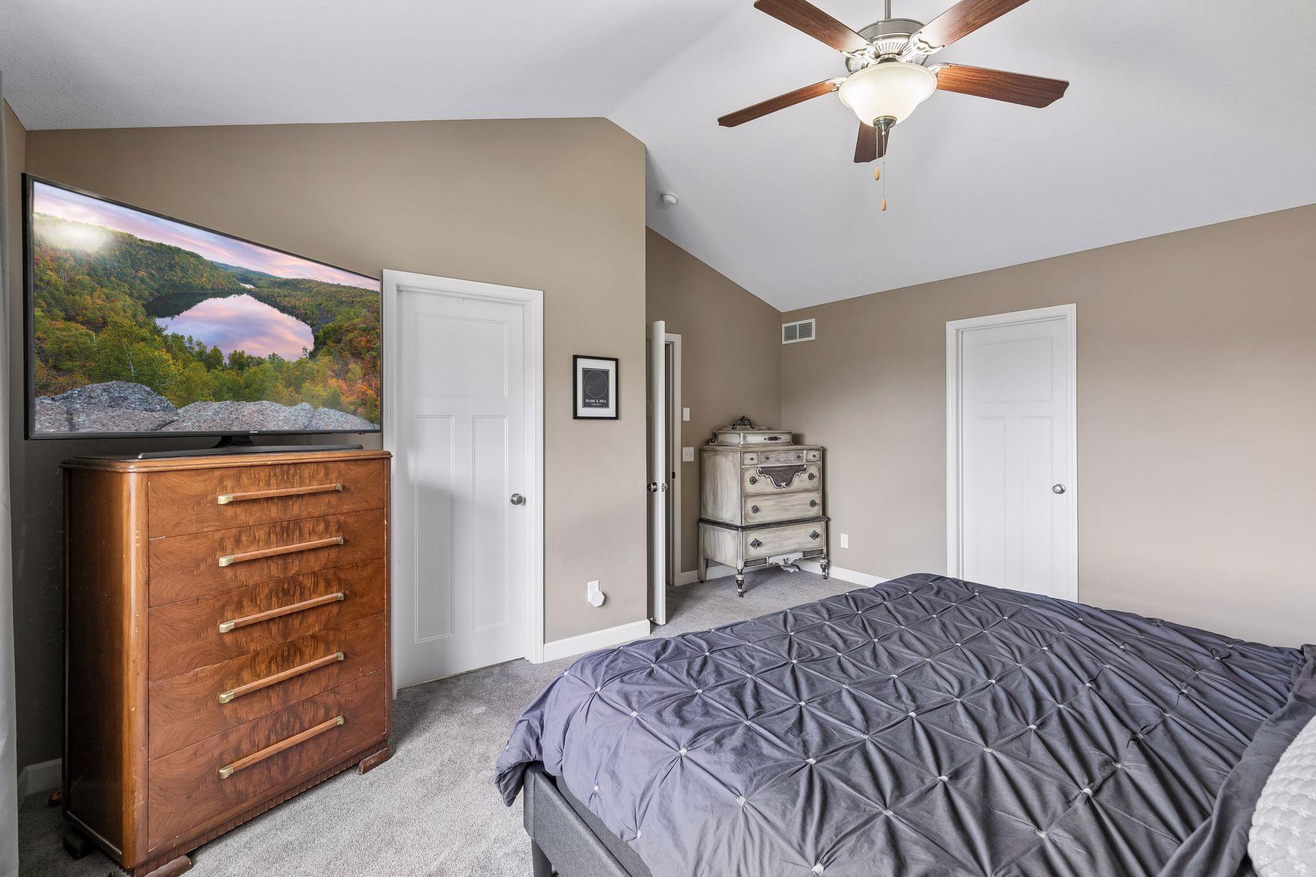 View of Residential at 19495 Hilldale Avenue, Lakeville MN 55044, Lakeville (17 of 34) - Mike Wilen | Minnesota Team Real Estate