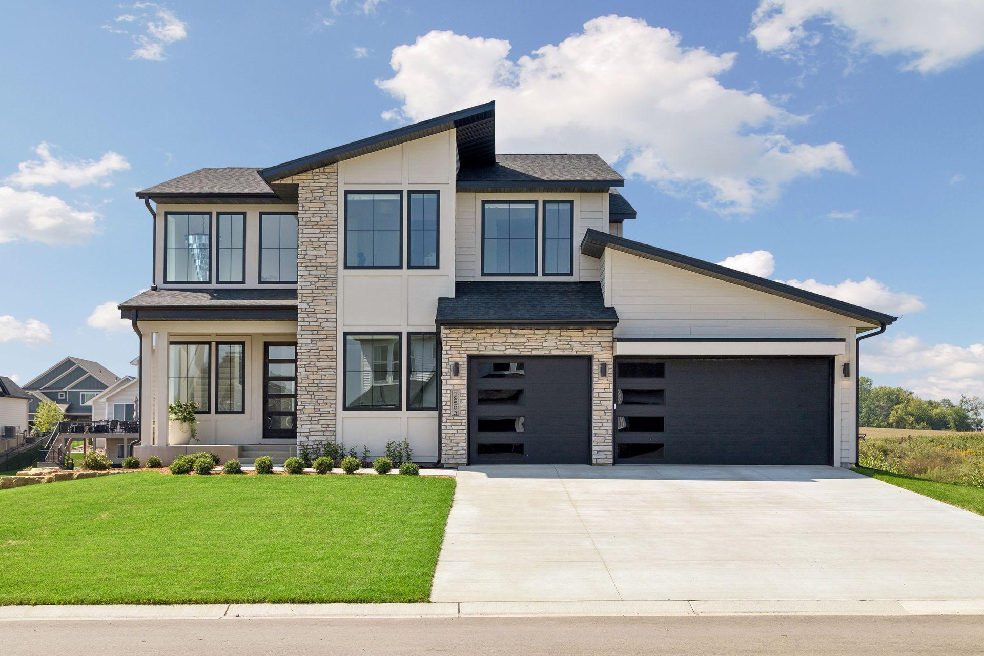 View of Single Family at 19503 Hammock Avenue, Lakeville - Mike Wilen | Minnesota Team Real Estate