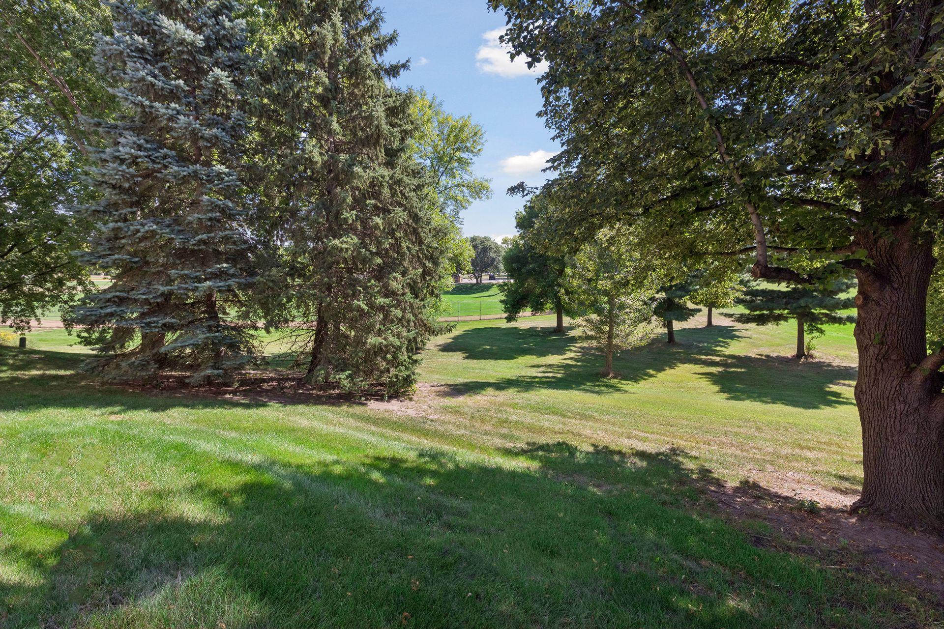 View of Residential at 10237 Arrowwood Drive, Eden Prairie MN 55347, Eden Prairie (36 of 41) - Mike Wilen | Minnesota Team Real Estate