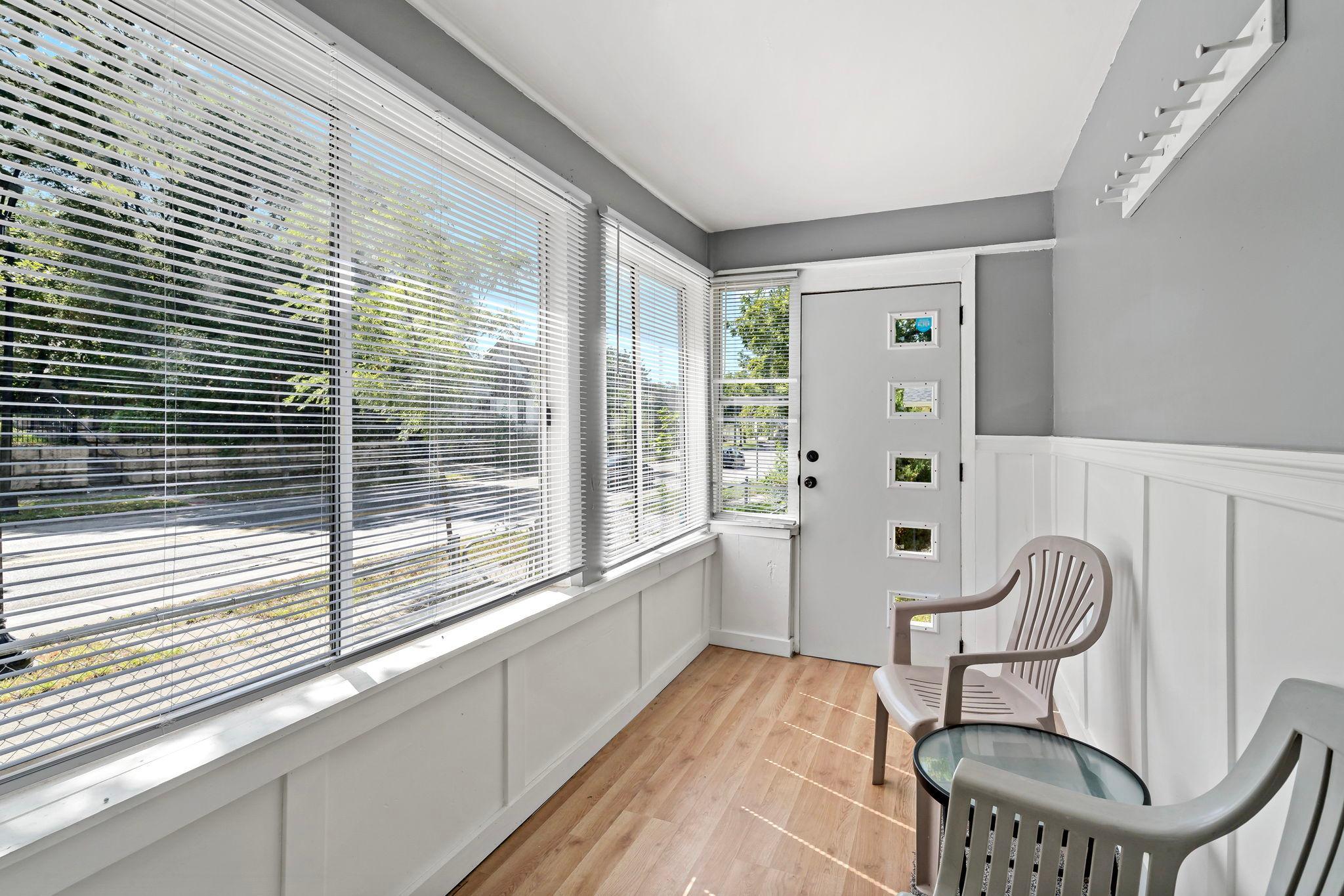 View of Residential at 1008 Lowry Avenue, Minneapolis MN 55411, Minneapolis (6 of 24) - Mike Wilen | Minnesota Team Real Estate