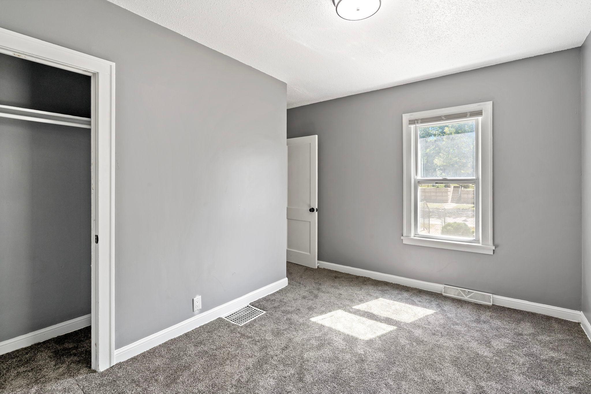 View of Residential at 1008 Lowry Avenue, Minneapolis MN 55411, Minneapolis (12 of 24) - Mike Wilen | Minnesota Team Real Estate