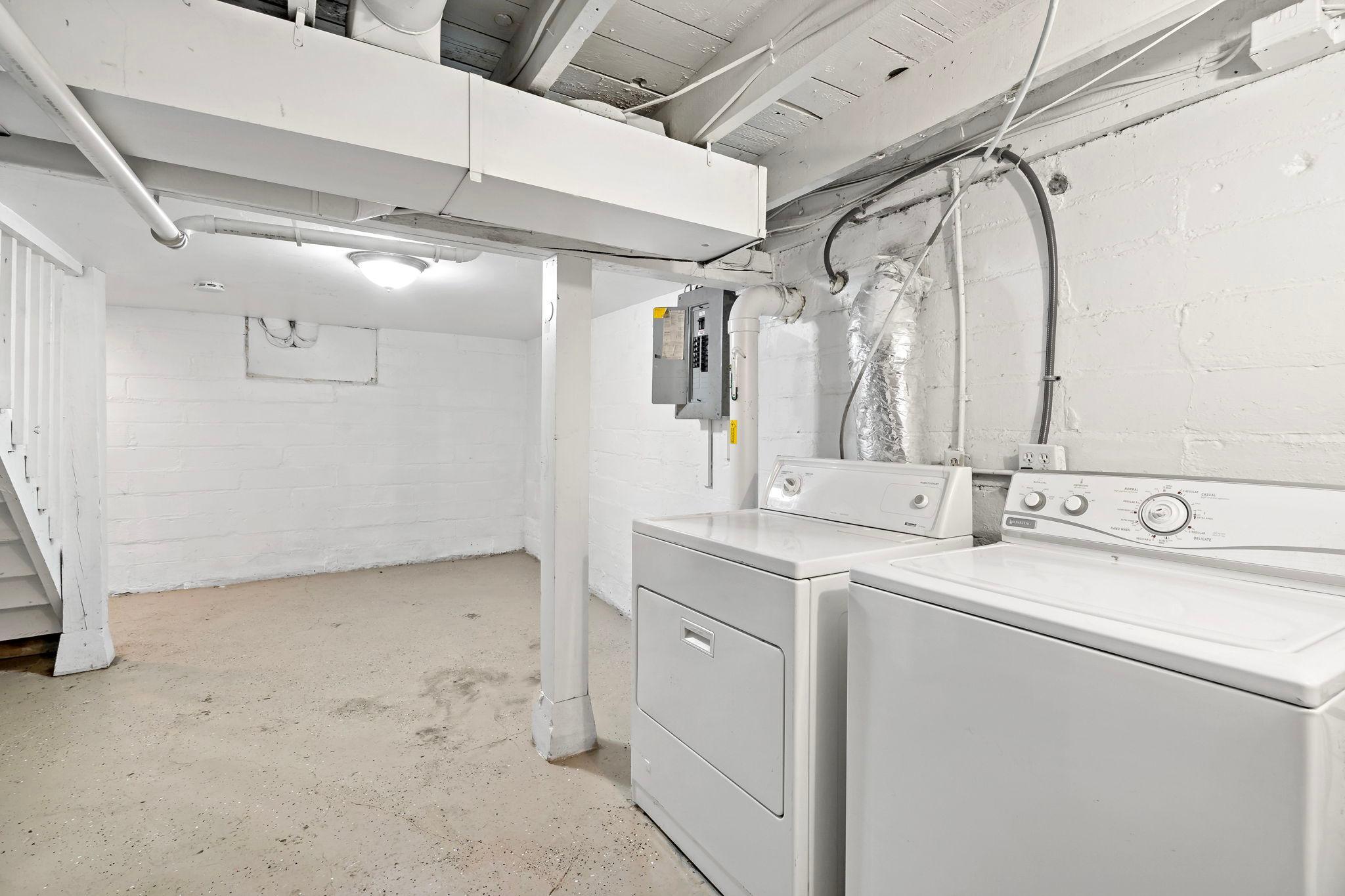 View of Residential at 1008 Lowry Avenue, Minneapolis MN 55411, Minneapolis (23 of 24) - Mike Wilen | Minnesota Team Real Estate