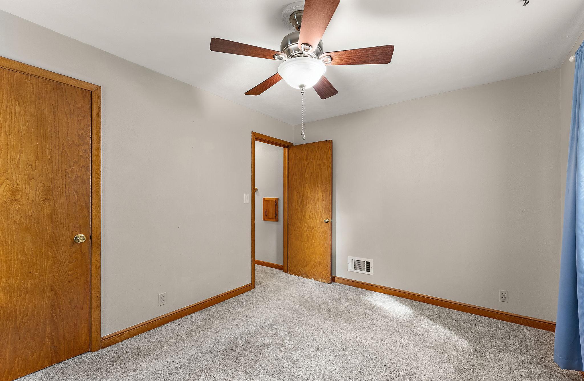 View of Residential at 828 3rd Avenue, South Saint Paul MN 55075, South Saint Paul (24 of 31) - Mike Wilen | Minnesota Team Real Estate