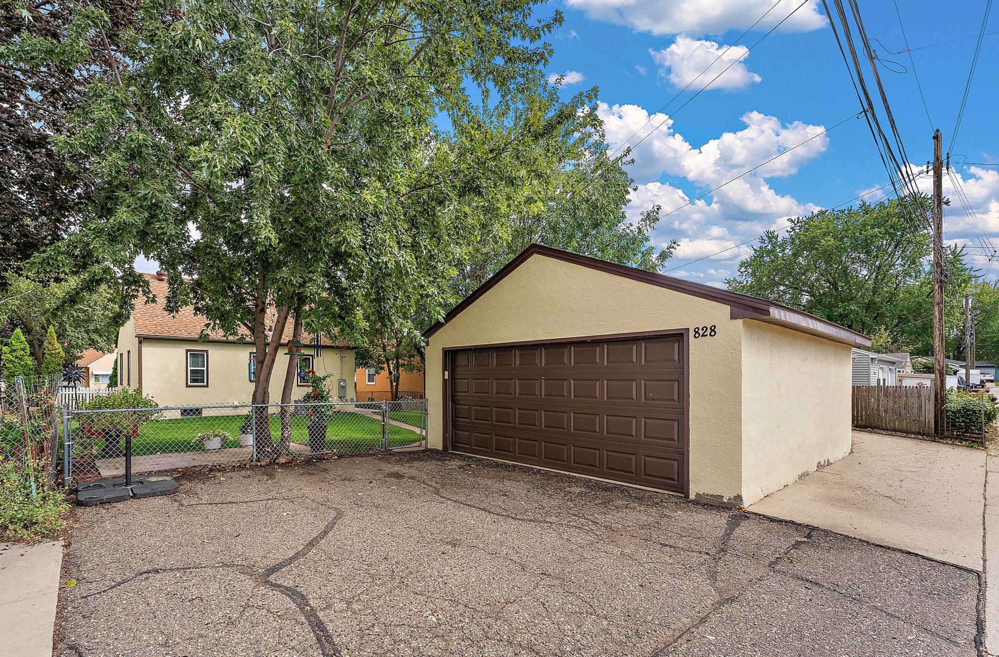 View of Residential at 828 3rd Avenue, South Saint Paul MN 55075, South Saint Paul (9 of 31) - Mike Wilen | Minnesota Team Real Estate