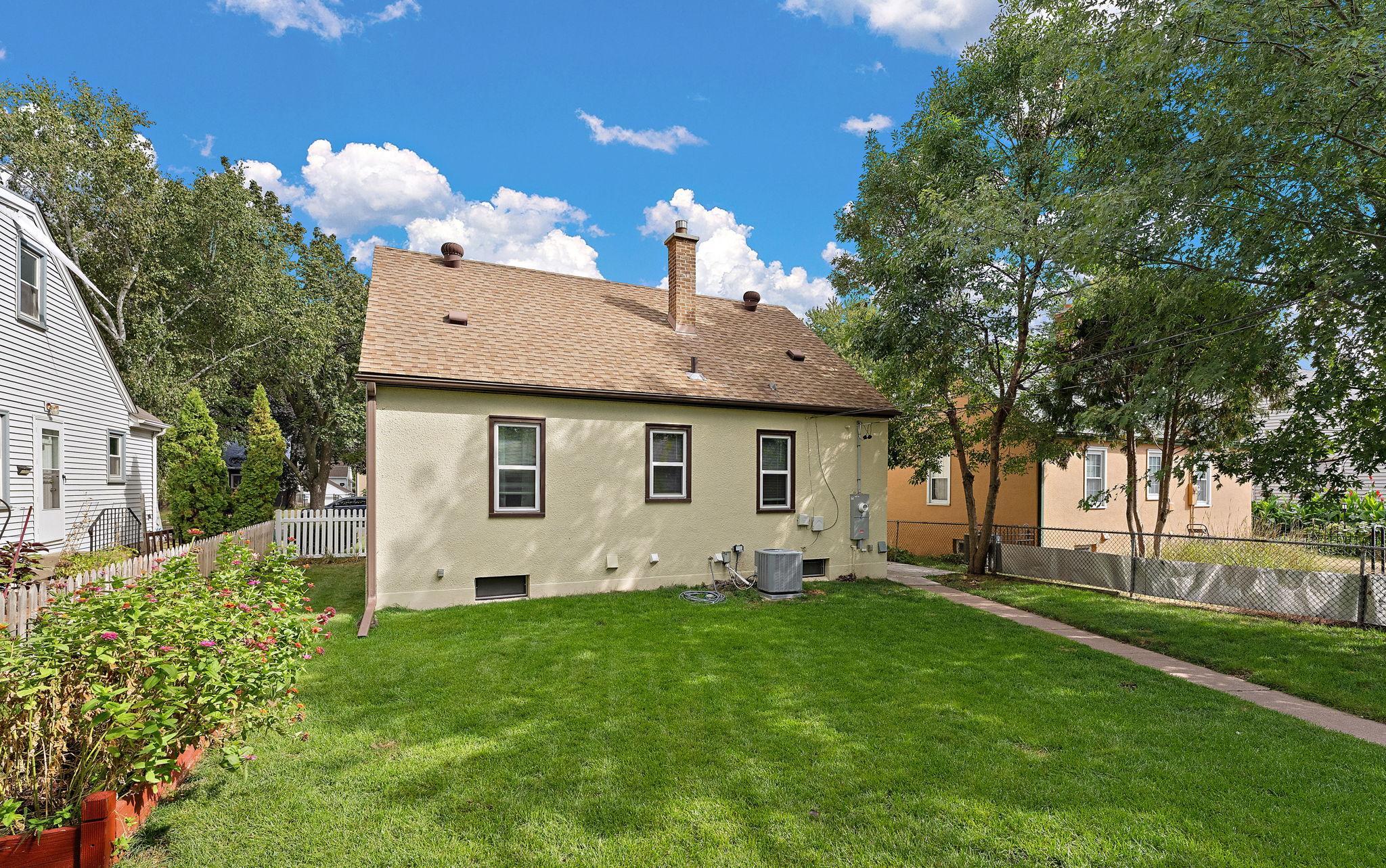View of Residential at 828 3rd Avenue, South Saint Paul MN 55075, South Saint Paul (7 of 31) - Mike Wilen | Minnesota Team Real Estate