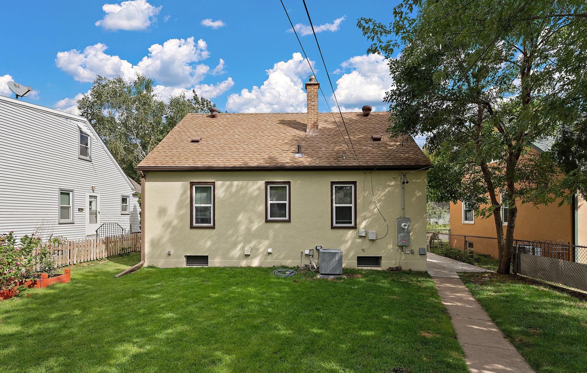 View of Residential at 828 3rd Avenue, South Saint Paul MN 55075, South Saint Paul (5 of 31) - Mike Wilen | Minnesota Team Real Estate