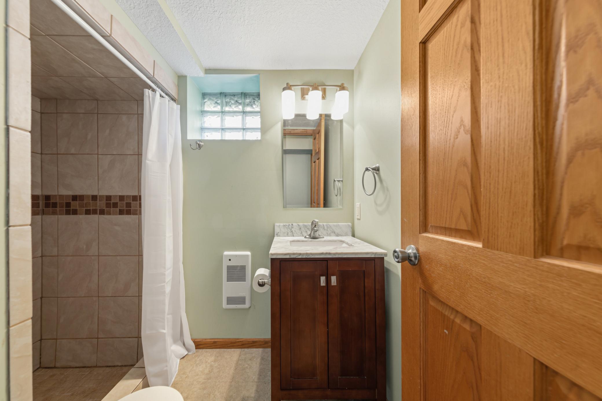 View of Residential at 1716 Iglehart Avenue, Saint Paul MN 55104, Saint Paul (33 of 44) - Mike Wilen | Minnesota Team Real Estate