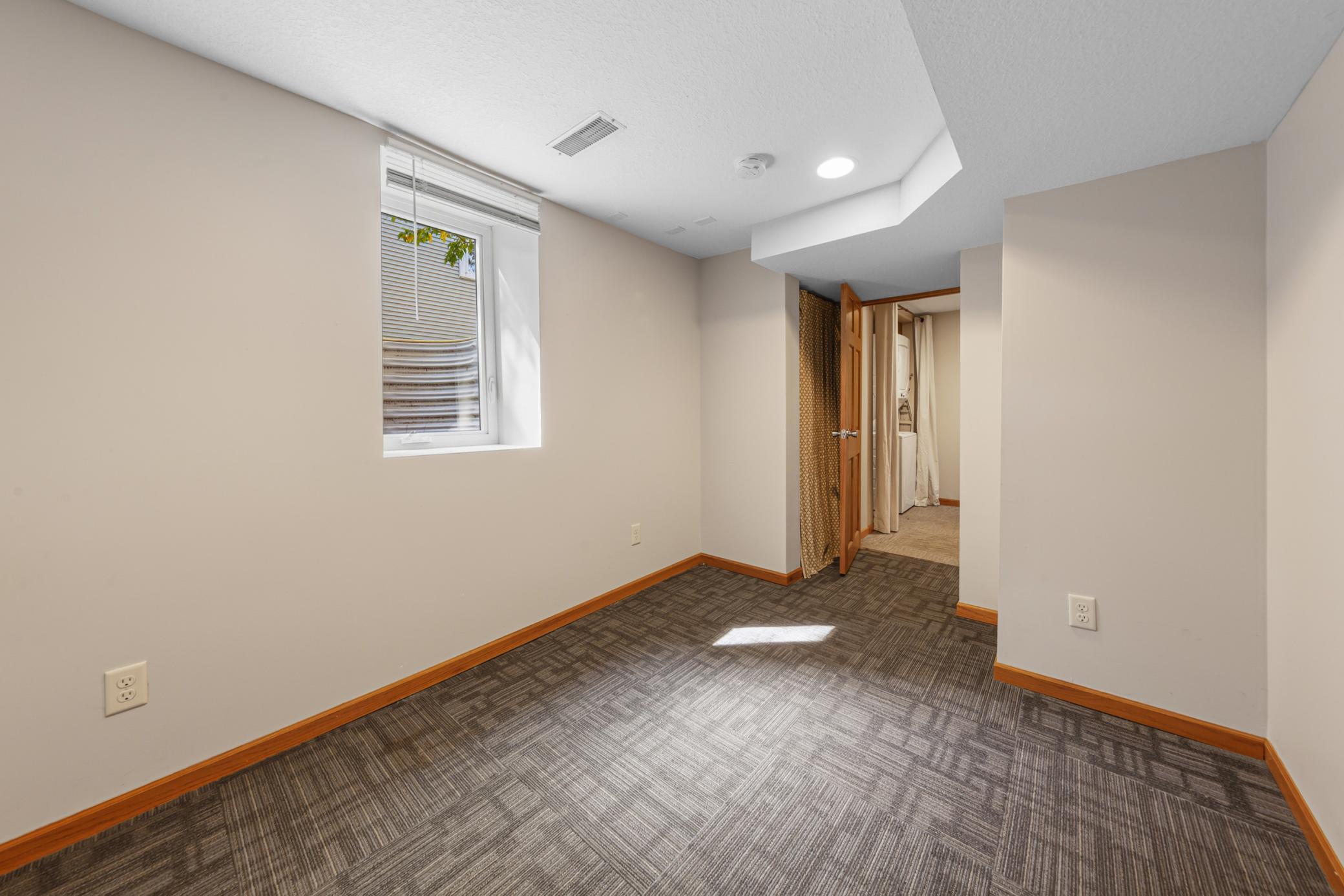View of Residential at 1716 Iglehart Avenue, Saint Paul MN 55104, Saint Paul (32 of 44) - Mike Wilen | Minnesota Team Real Estate