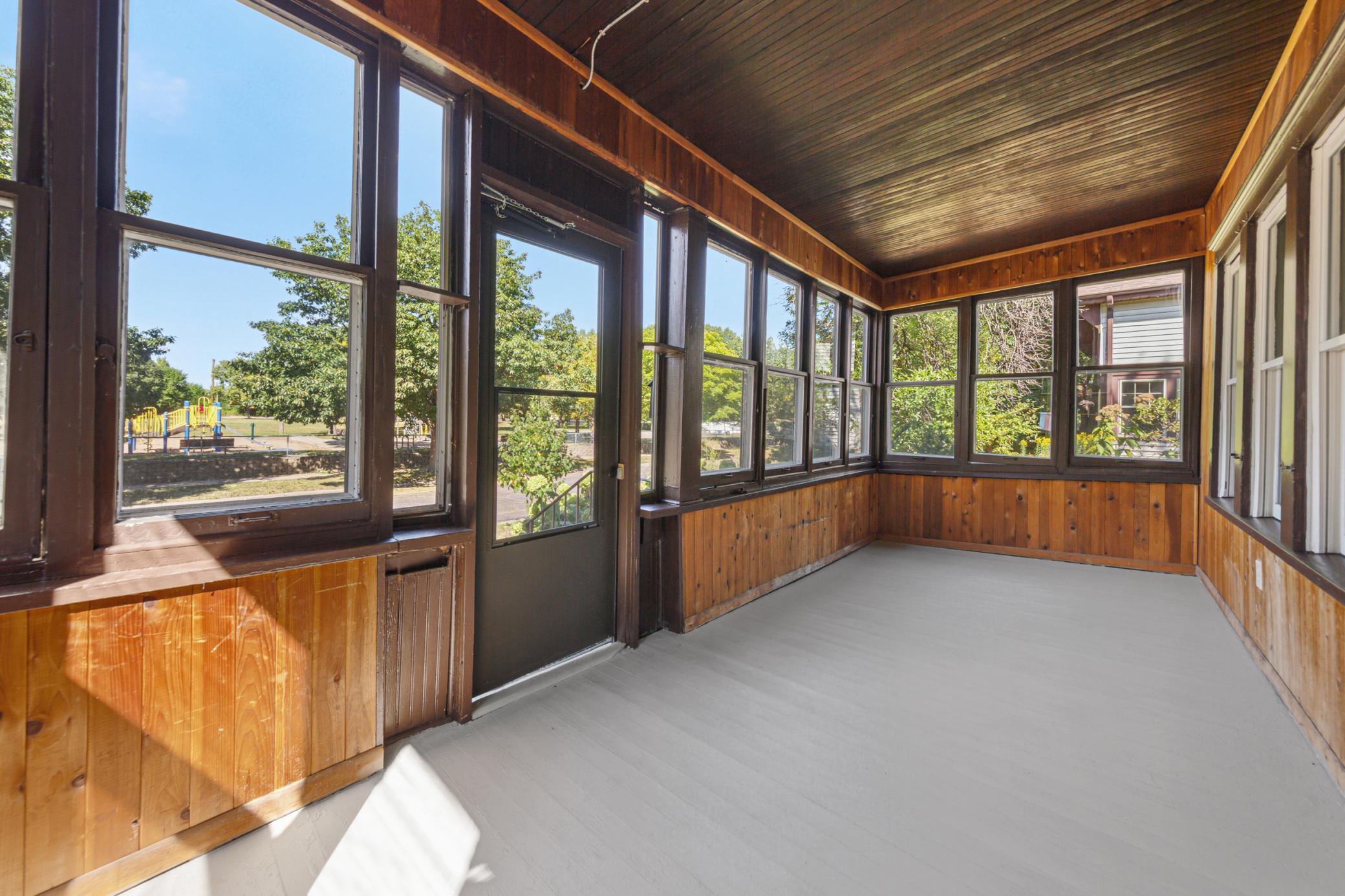 View of Residential at 1716 Iglehart Avenue, Saint Paul MN 55104, Saint Paul (11 of 44) - Mike Wilen | Minnesota Team Real Estate