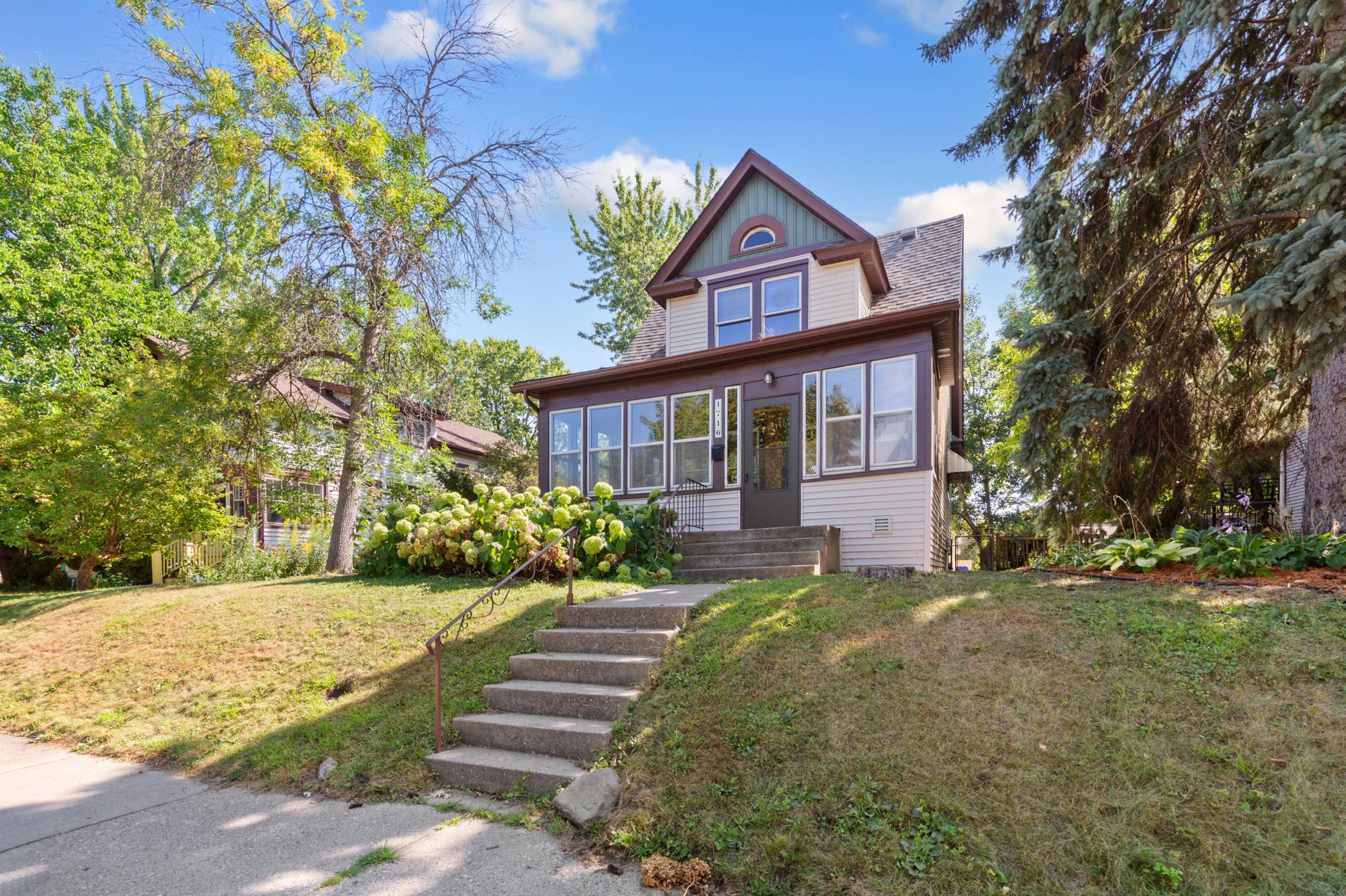 View of Residential at 1716 Iglehart Avenue, Saint Paul MN 55104, Saint Paul (4 of 44) - Mike Wilen | Minnesota Team Real Estate