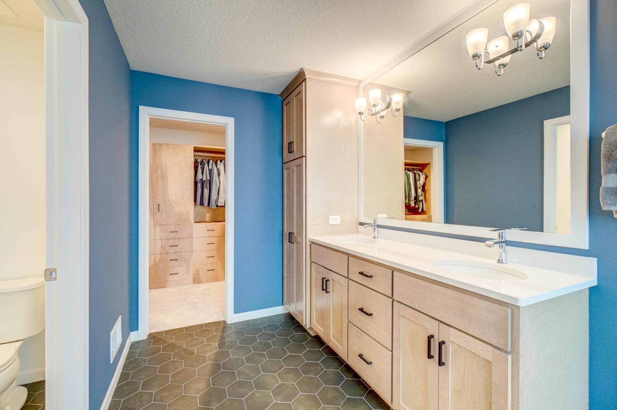 View of Residential at 4233 Arbor Bay, Woodbury MN 55129, Woodbury (22 of 42) - Mike Wilen | Minnesota Team Real Estate