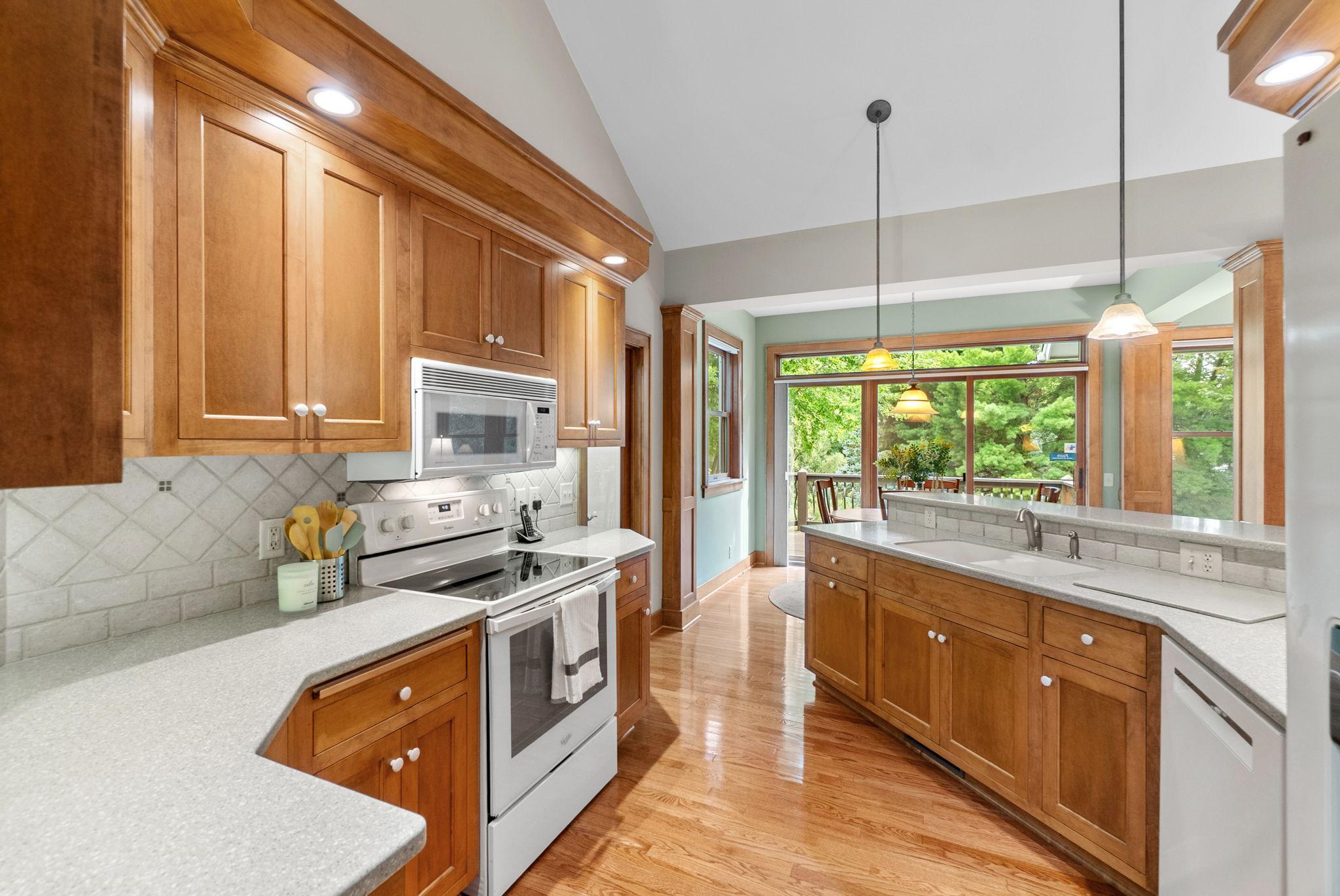 View of Residential at 18119 87th Avenue, Maple Grove MN 55311, Maple Grove (16 of 46) - Mike Wilen | Minnesota Team Real Estate