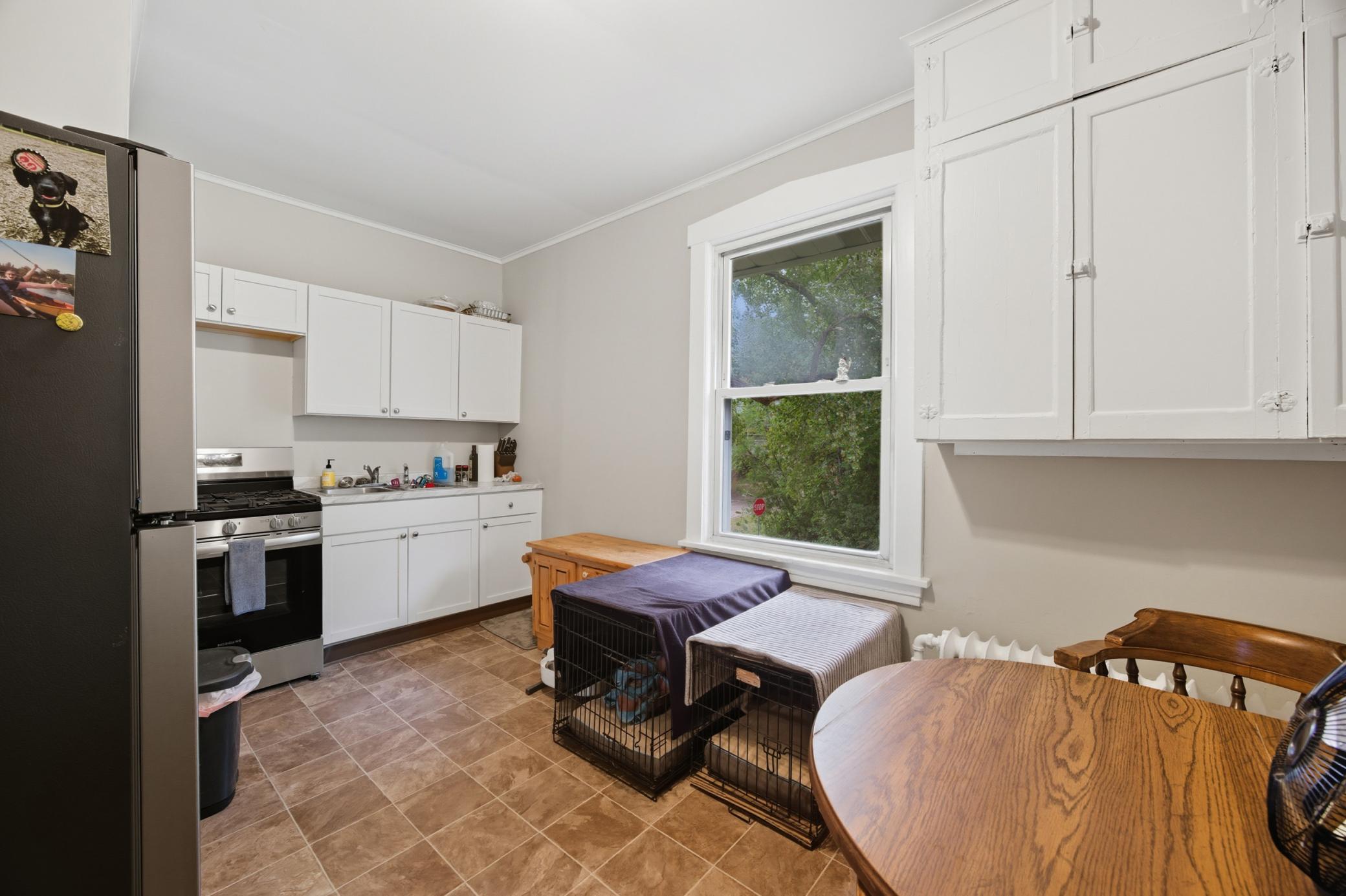 View of Residential Income at 1083 Chatsworth Street, Saint Paul MN 55103, Saint Paul (12 of 32) - Mike Wilen | Minnesota Team Real Estate