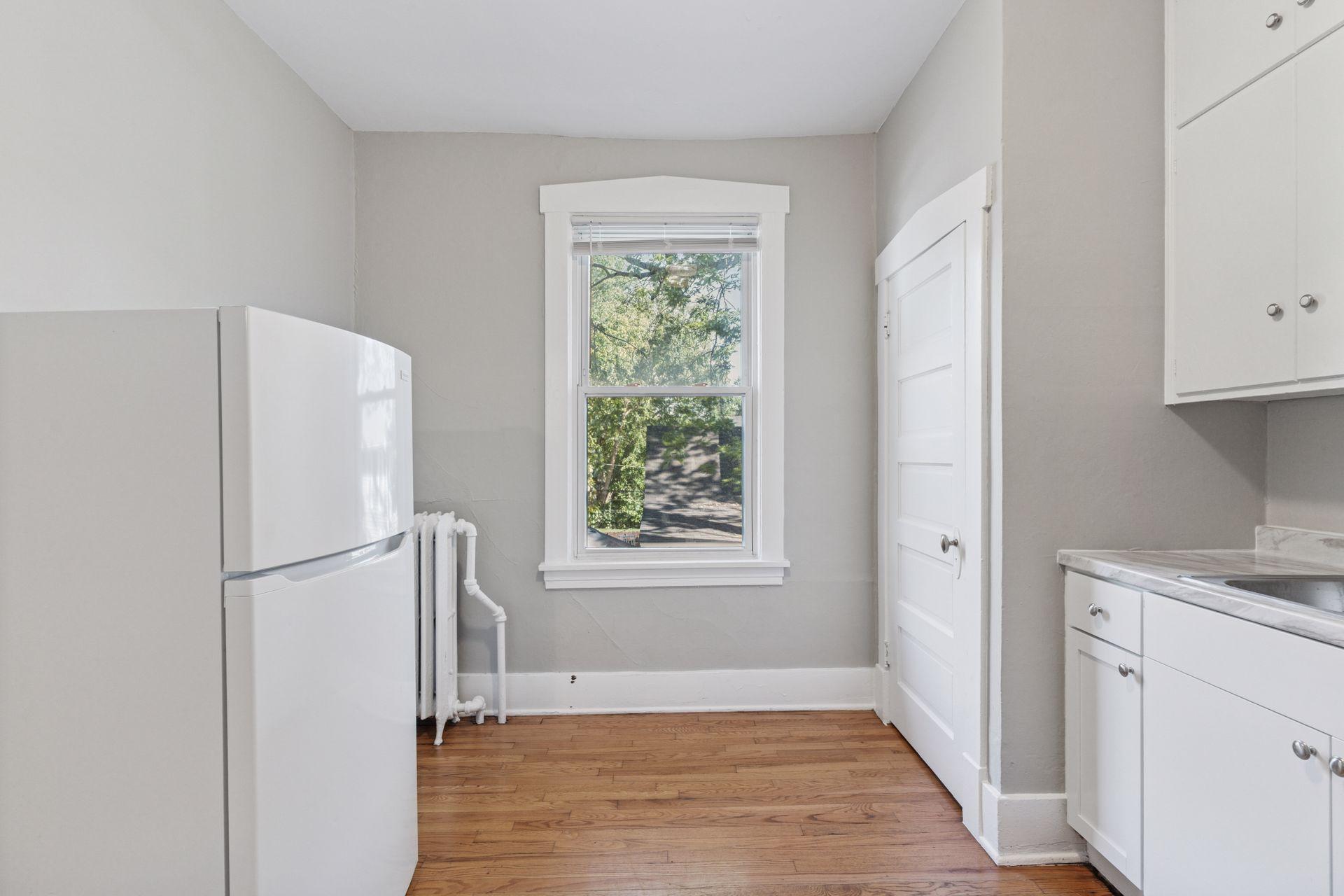 View of Residential Income at 1083 Chatsworth Street, Saint Paul MN 55103, Saint Paul (20 of 32) - Mike Wilen | Minnesota Team Real Estate