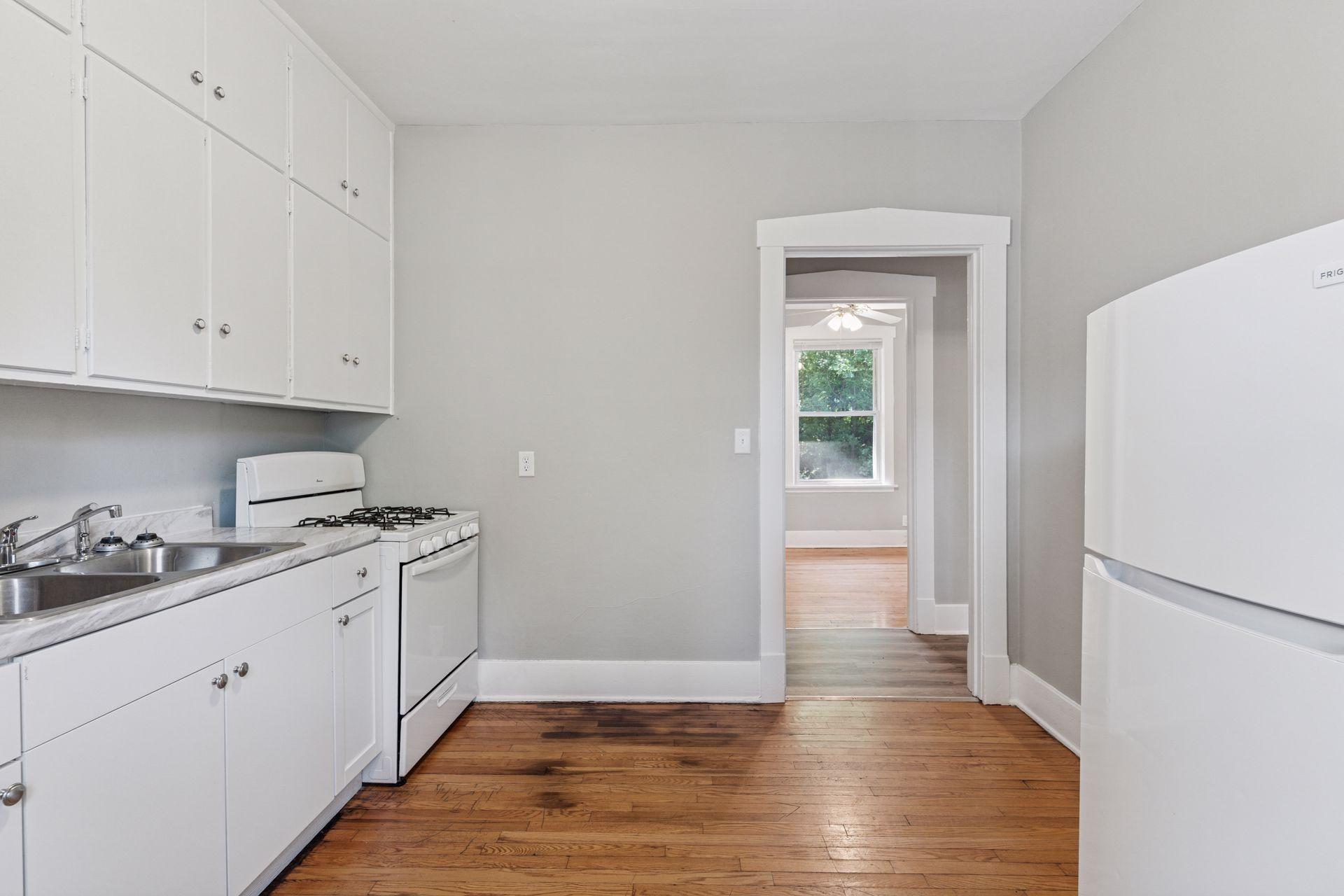 View of Residential Income at 1083 Chatsworth Street, Saint Paul MN 55103, Saint Paul (22 of 32) - Mike Wilen | Minnesota Team Real Estate