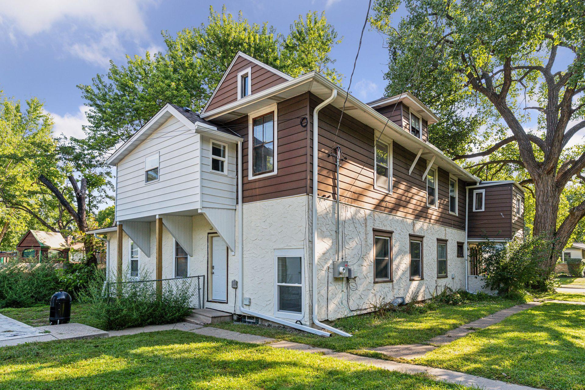 View of Residential Income at 1083 Chatsworth Street, Saint Paul MN 55103, Saint Paul (31 of 32) - Mike Wilen | Minnesota Team Real Estate
