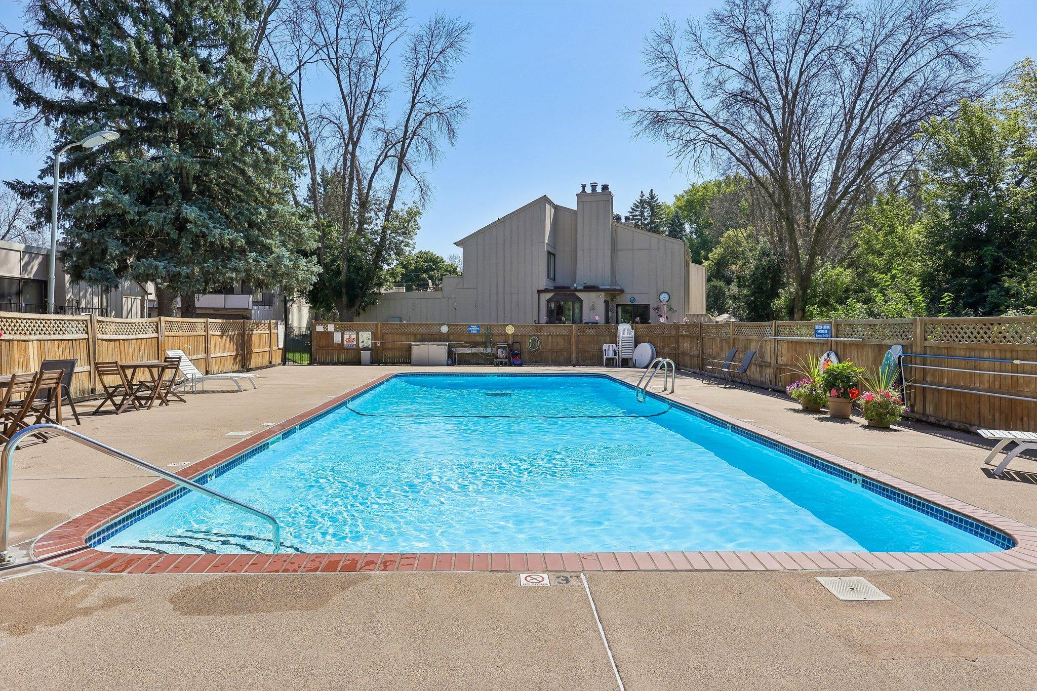 View of Residential at 5815 Lake Curve Lane, Brooklyn Center MN 55429, Brooklyn Center (45 of 53) - Mike Wilen | Minnesota Team Real Estate