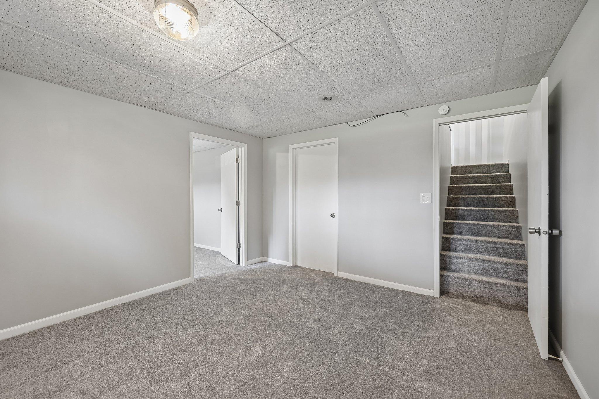 View of Residential at 5815 Lake Curve Lane, Brooklyn Center MN 55429, Brooklyn Center (31 of 53) - Mike Wilen | Minnesota Team Real Estate