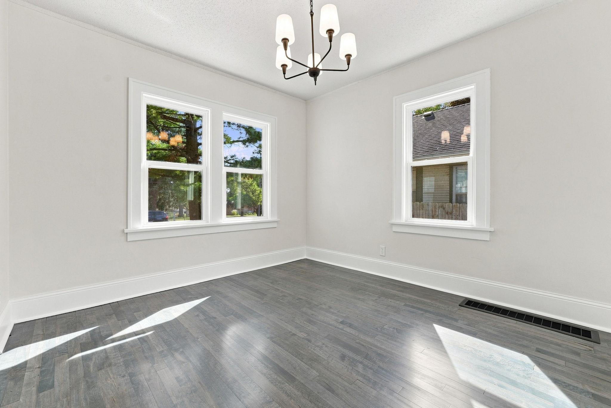 View of Residential at 2211 Minnehaha Avenue, Saint Paul MN 55119, Saint Paul (28 of 70) - Mike Wilen | Minnesota Team Real Estate