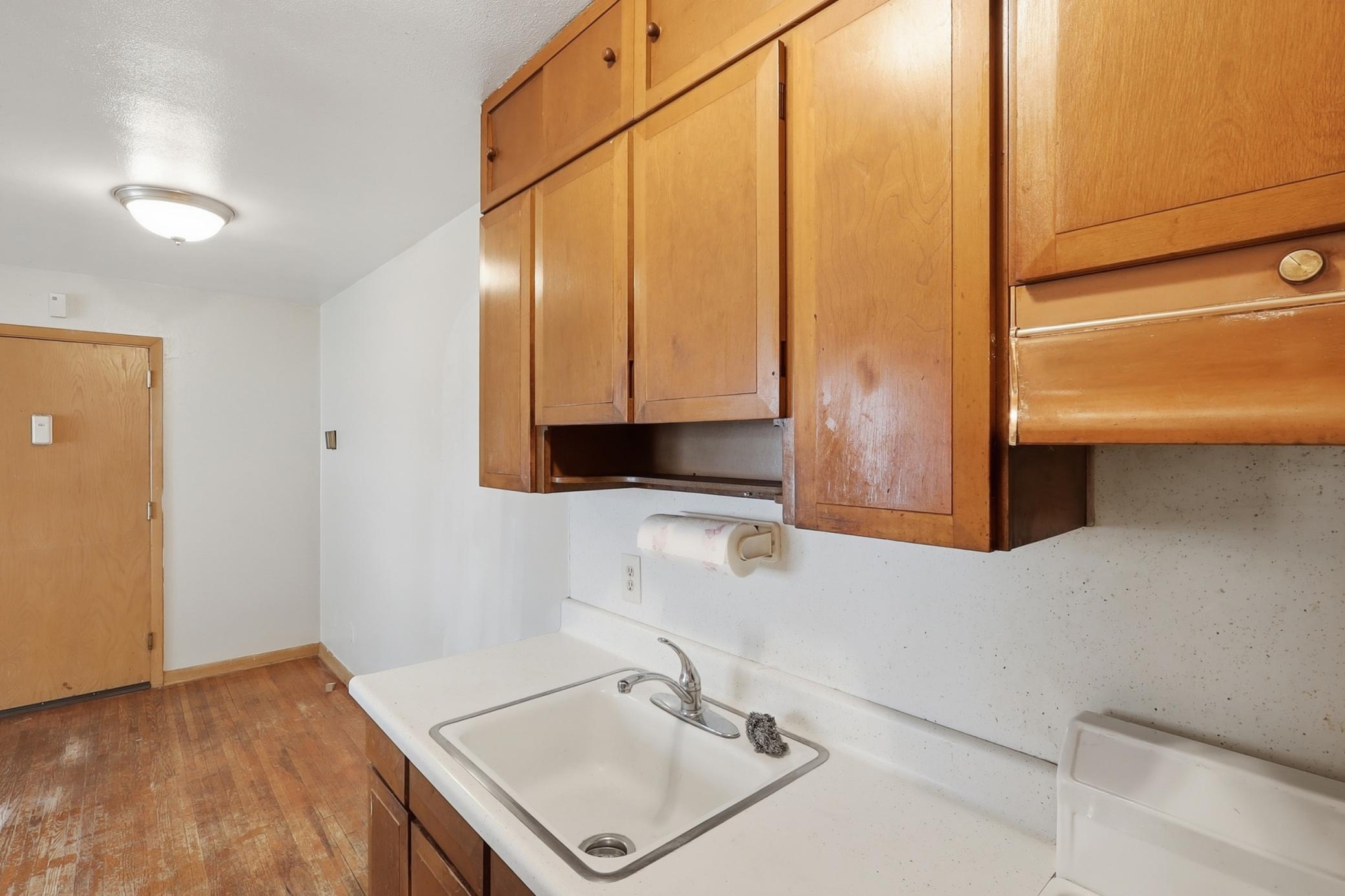 View of Commercial Sale at 826 5th Street, Saint Paul MN 55106, Saint Paul (8 of 30) - Mike Wilen | Minnesota Team Real Estate
