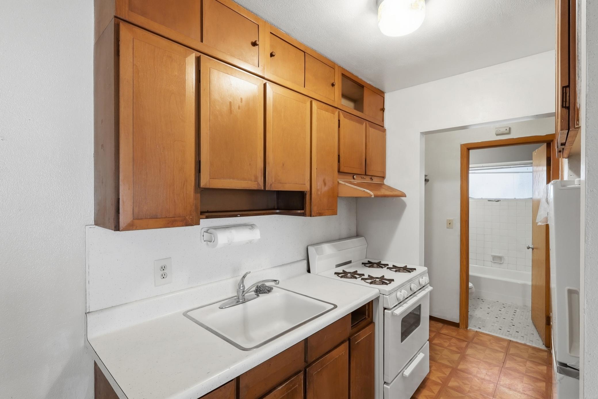 View of Commercial Sale at 826 5th Street, Saint Paul MN 55106, Saint Paul (6 of 30) - Mike Wilen | Minnesota Team Real Estate