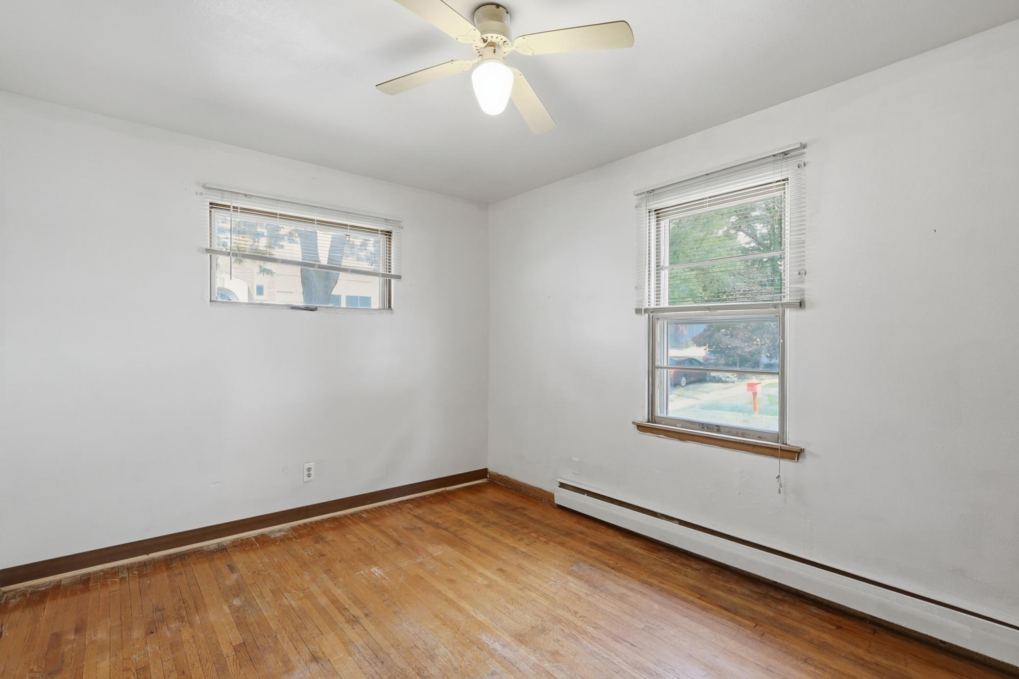 View of Commercial Sale at 826 5th Street, Saint Paul MN 55106, Saint Paul (10 of 30) - Mike Wilen | Minnesota Team Real Estate