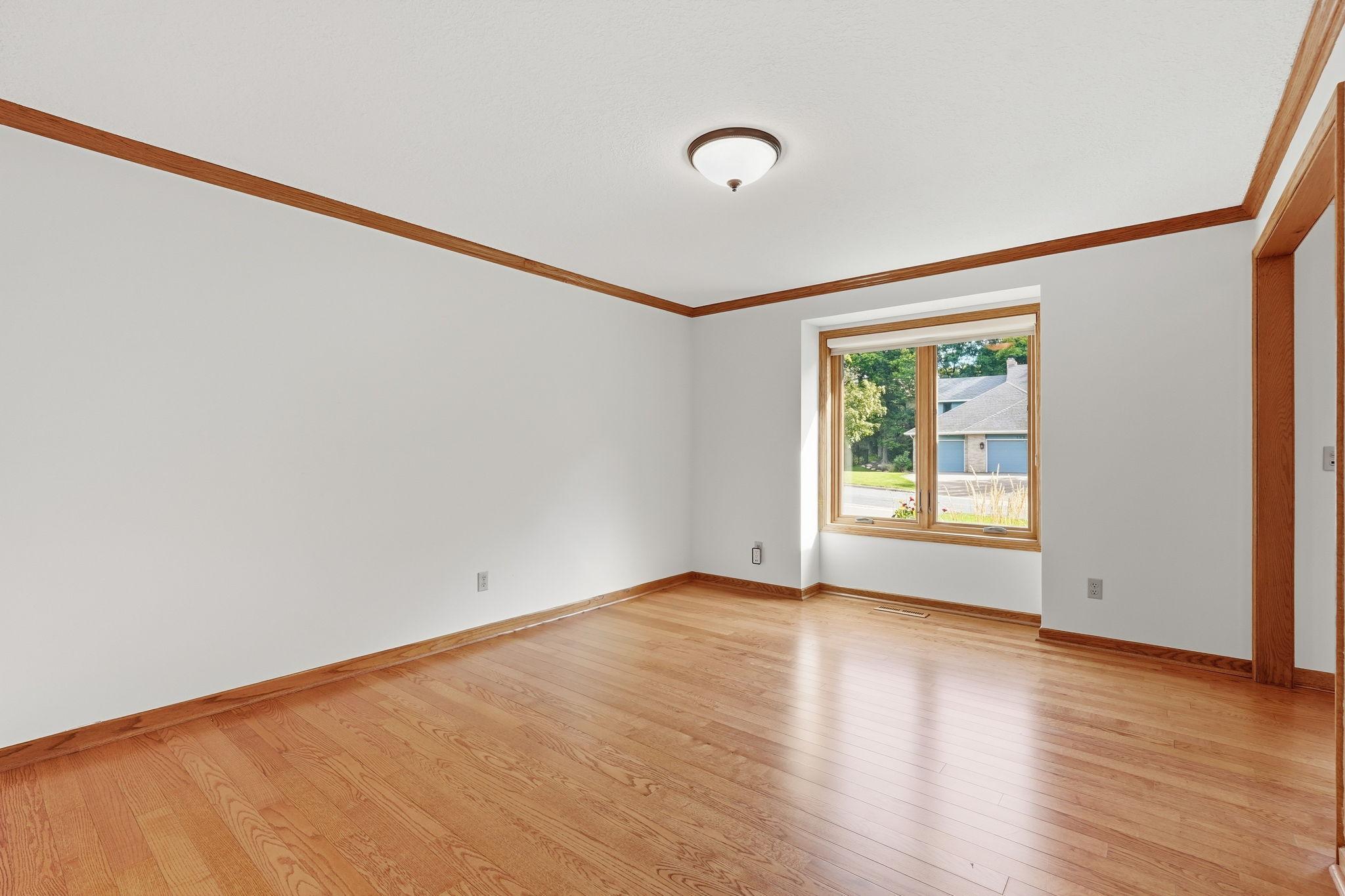 View of Residential at 1316 Summit Oaks Drive, Burnsville MN 55337, Burnsville (3 of 28) - Mike Wilen | Minnesota Team Real Estate