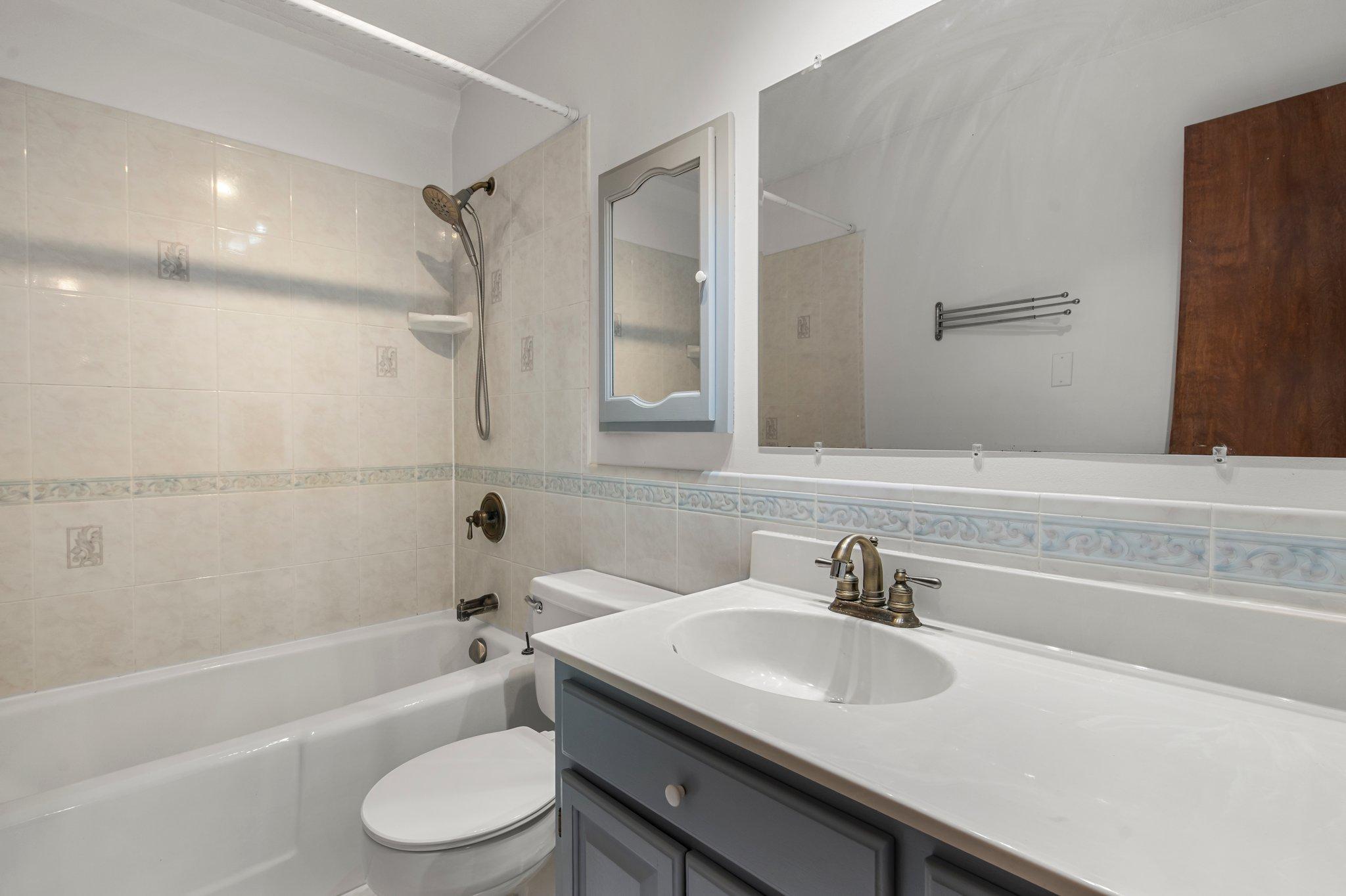 View of Residential at 1920 1st Street #408, Minneapolis MN 55454, Minneapolis (15 of 29) - Mike Wilen | Minnesota Team Real Estate