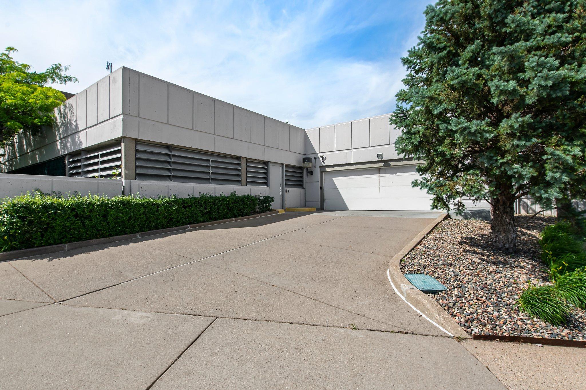 View of Residential at 1920 1st Street #408, Minneapolis MN 55454, Minneapolis (22 of 29) - Mike Wilen | Minnesota Team Real Estate