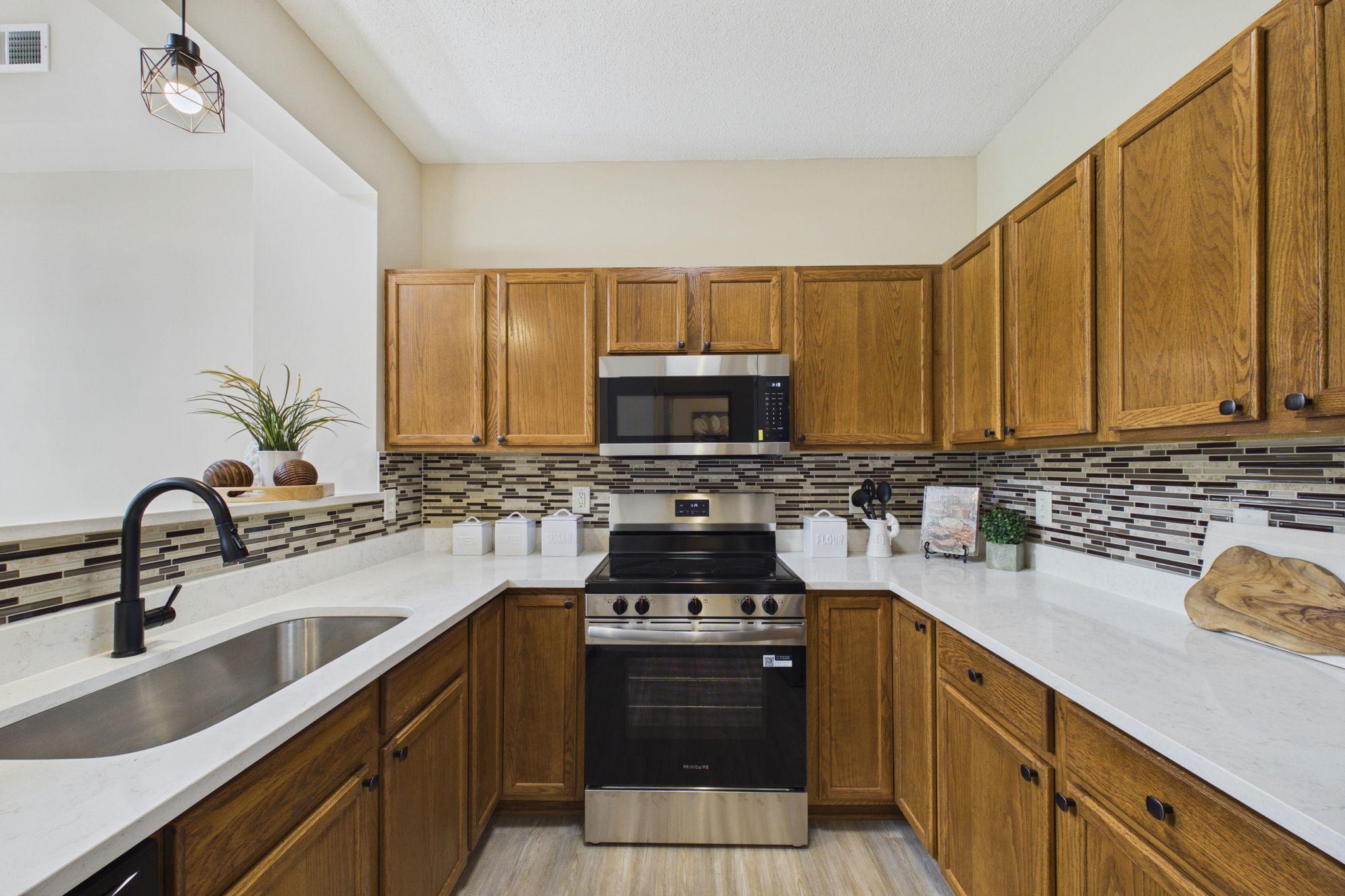 View of Residential at 1030 Providence Drive, Shakopee MN 55379, Shakopee (11 of 26) - Mike Wilen | Minnesota Team Real Estate