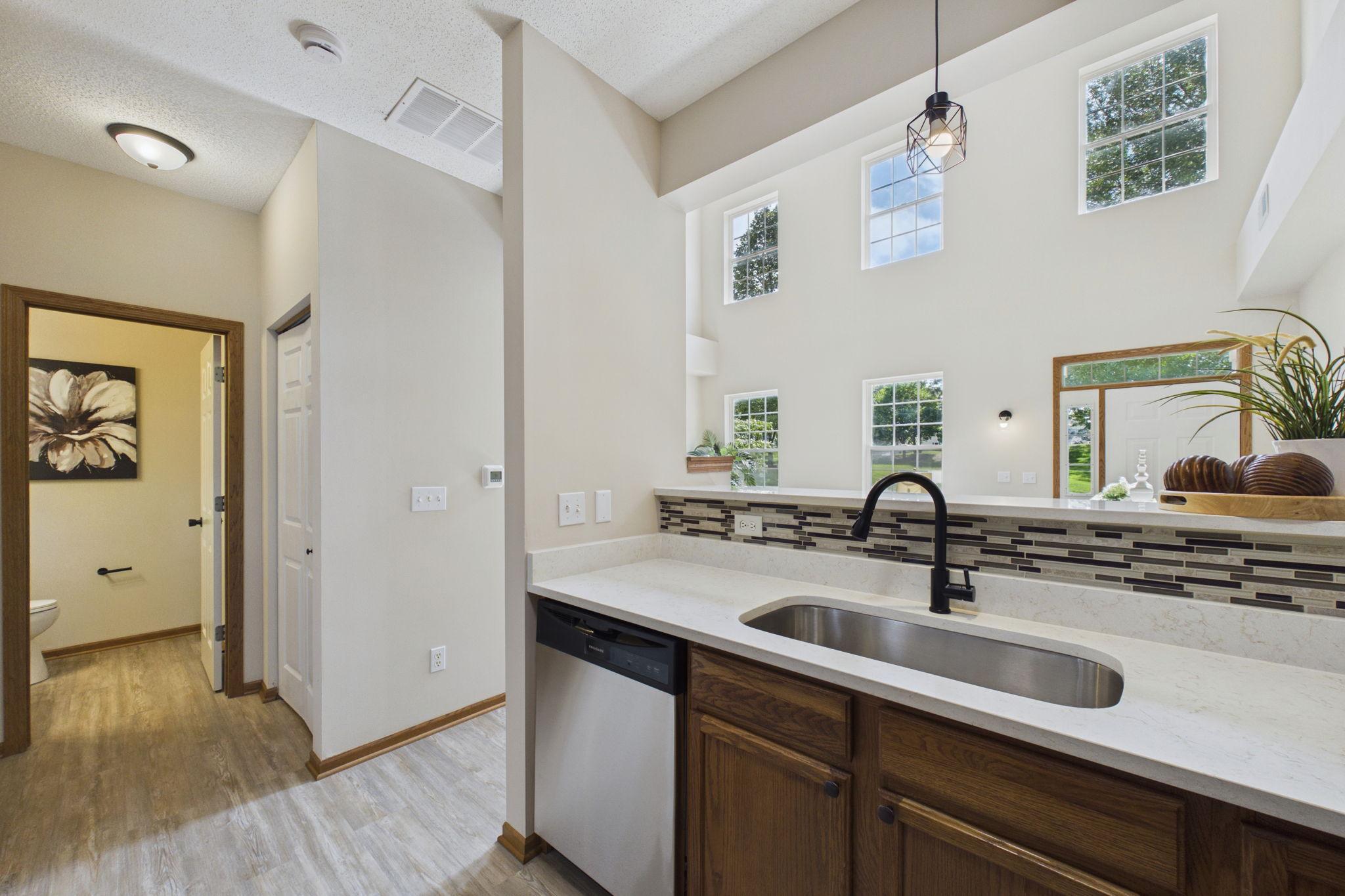 View of Residential at 1030 Providence Drive, Shakopee MN 55379, Shakopee (10 of 26) - Mike Wilen | Minnesota Team Real Estate